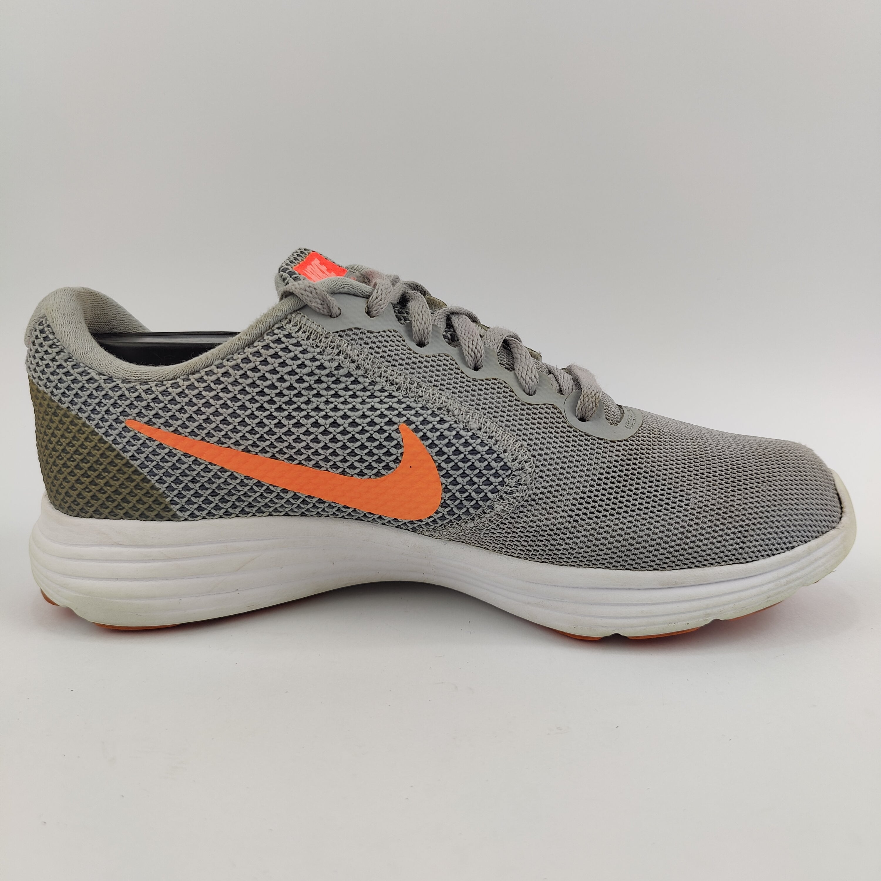 Nike Revolution 3 (UK/PK 5.5) - 39 | Excellent