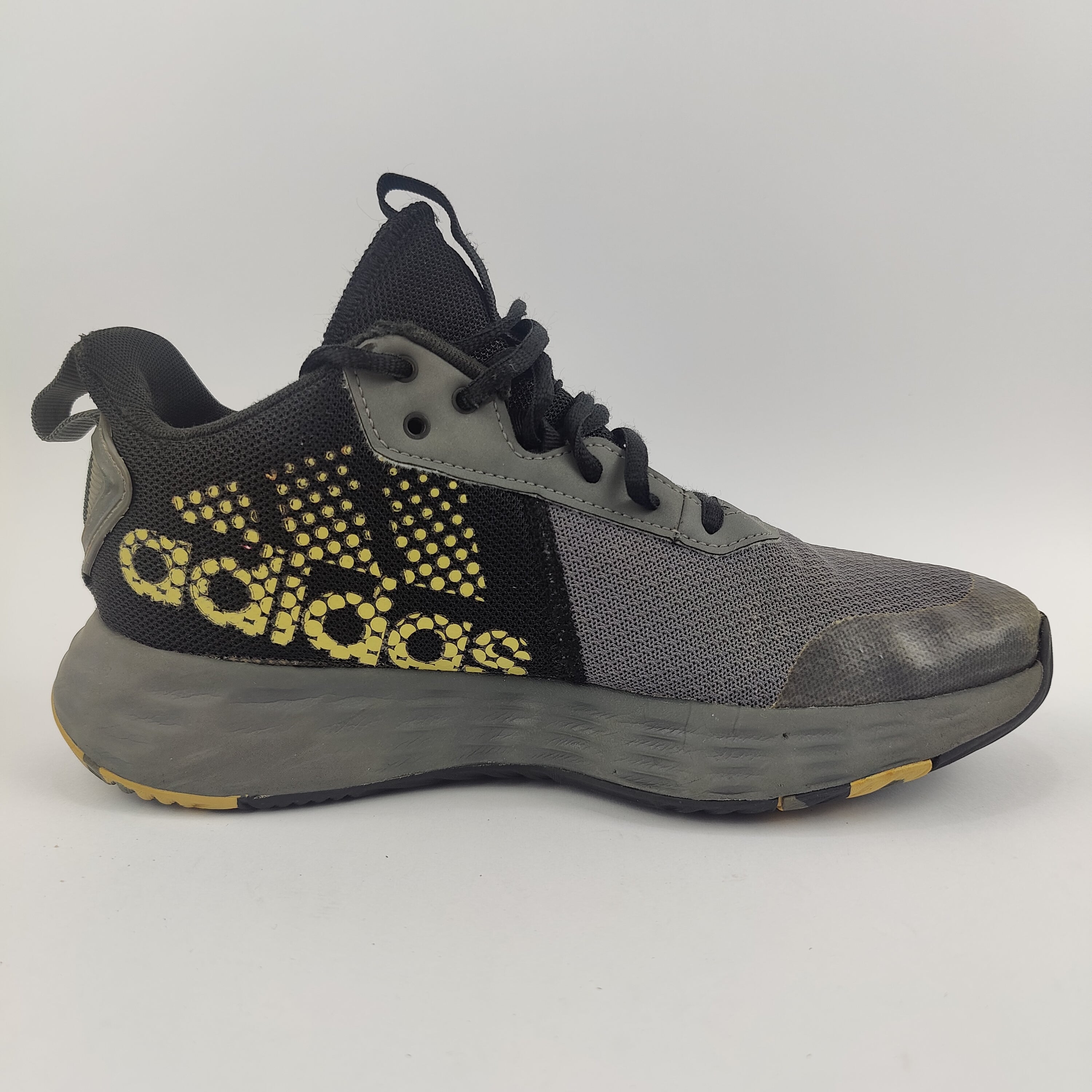 Adidas Ownthegame 2.0 (UK/PK 6.5) - 40 | Prime