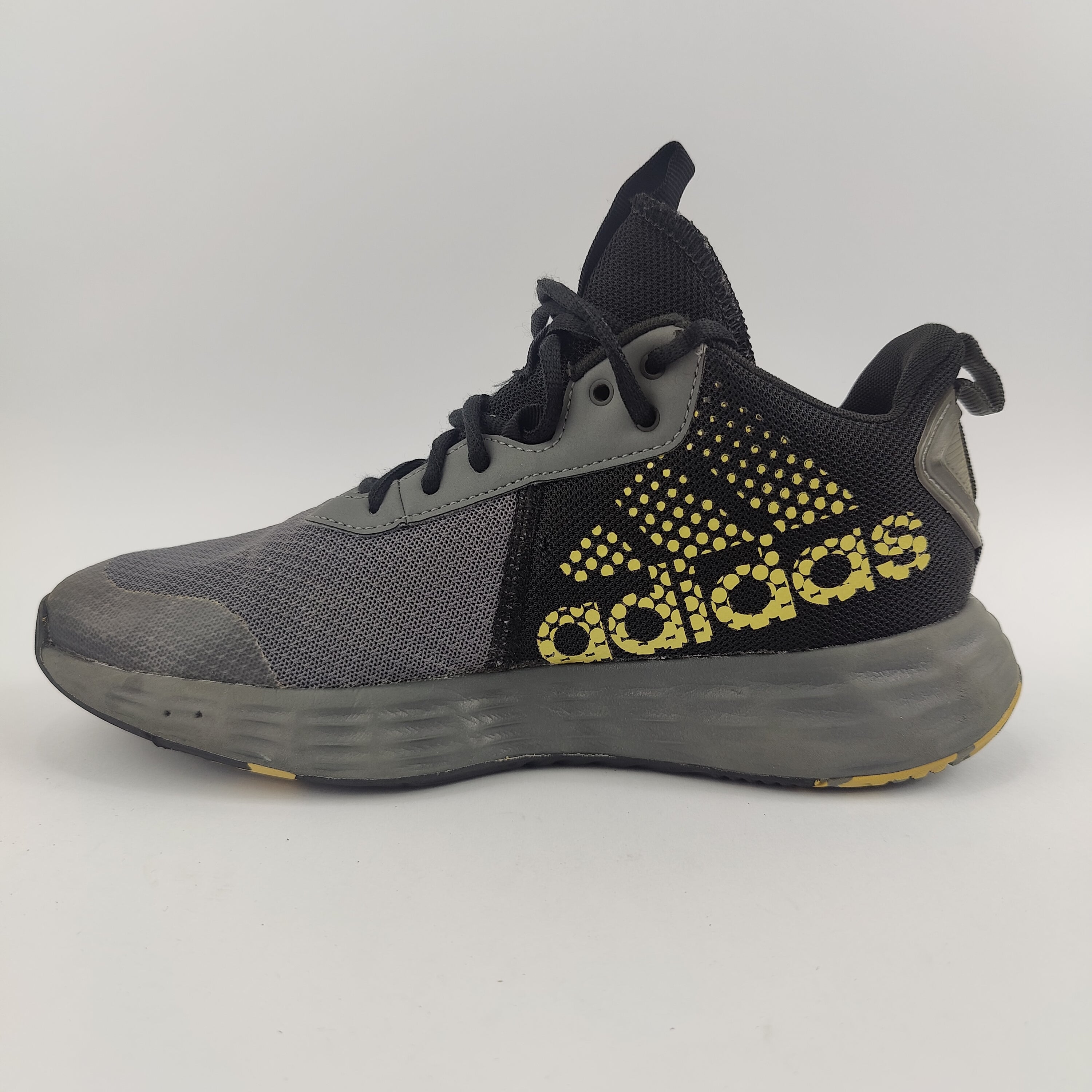 Adidas Ownthegame 2.0 (UK/PK 6.5) - 40 | Prime