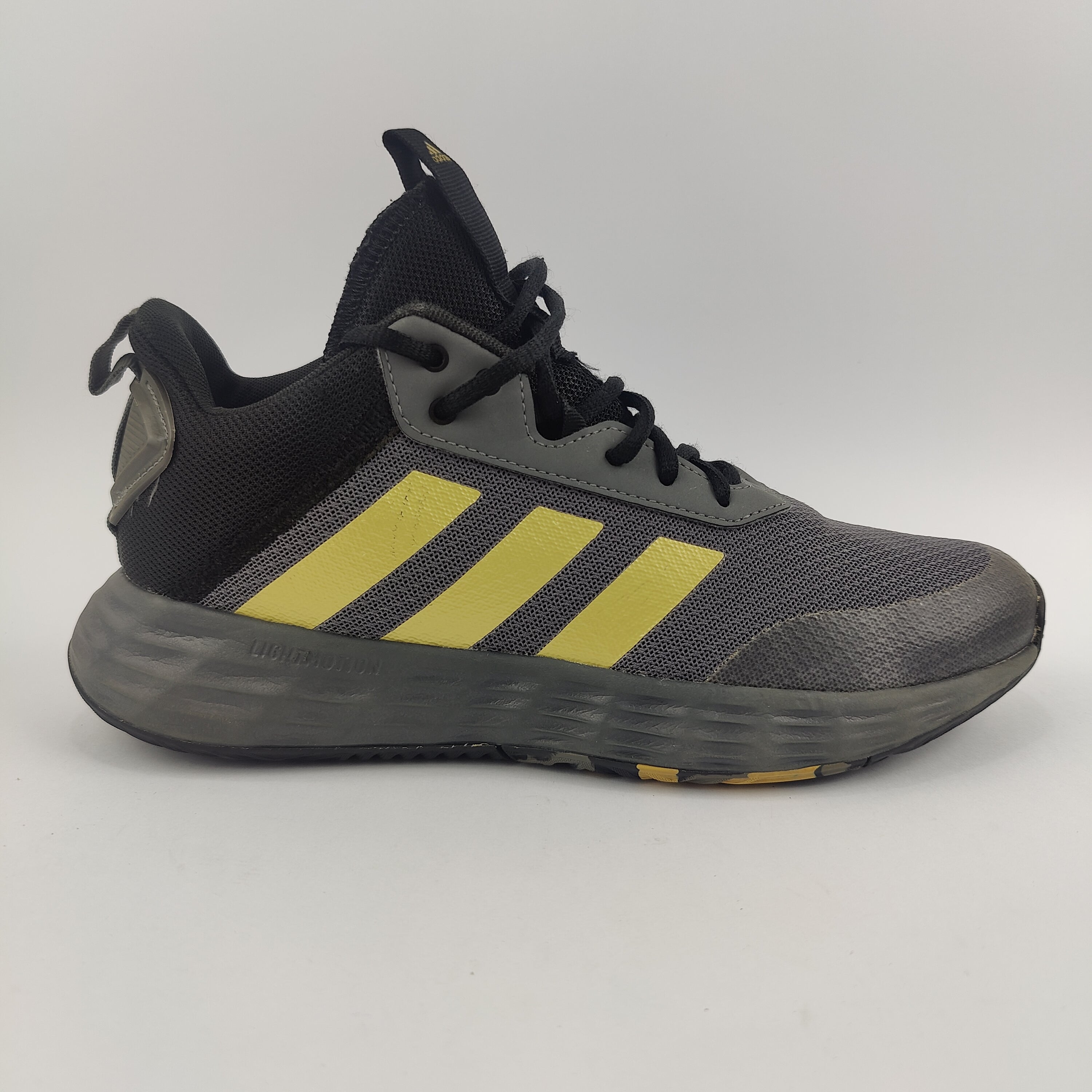 Adidas Ownthegame 2.0 (UK/PK 6.5) - 40 | Prime