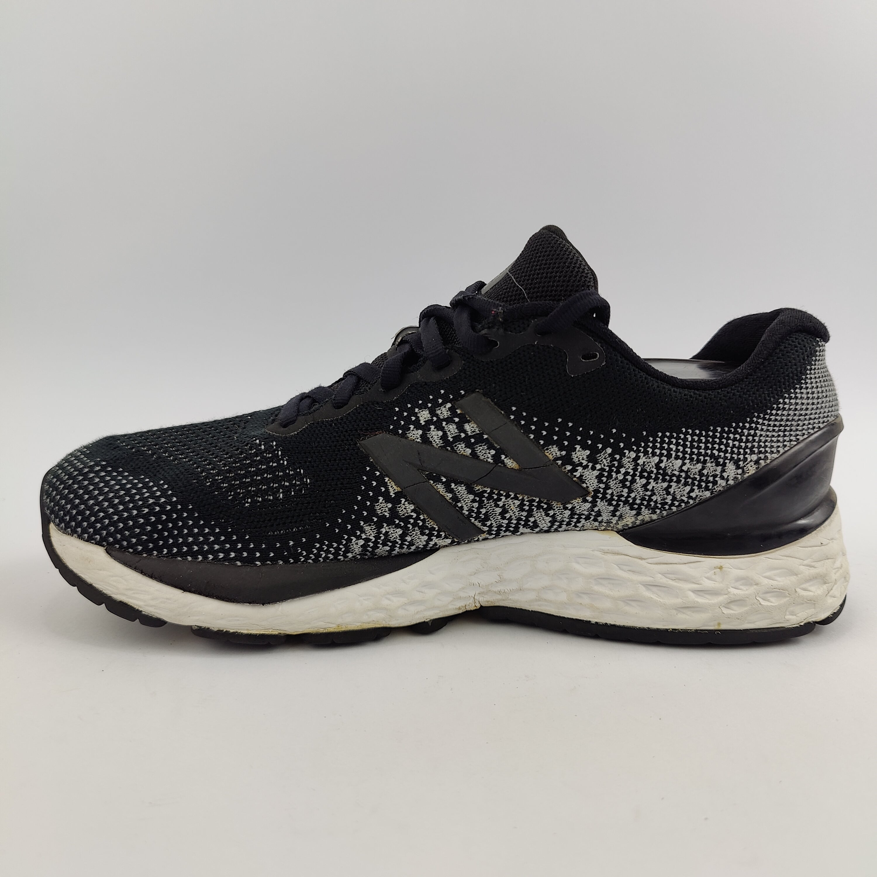 New Balance Fresh Foam 880v10 (UK/PK 7.5) - 41.5 | Excellent