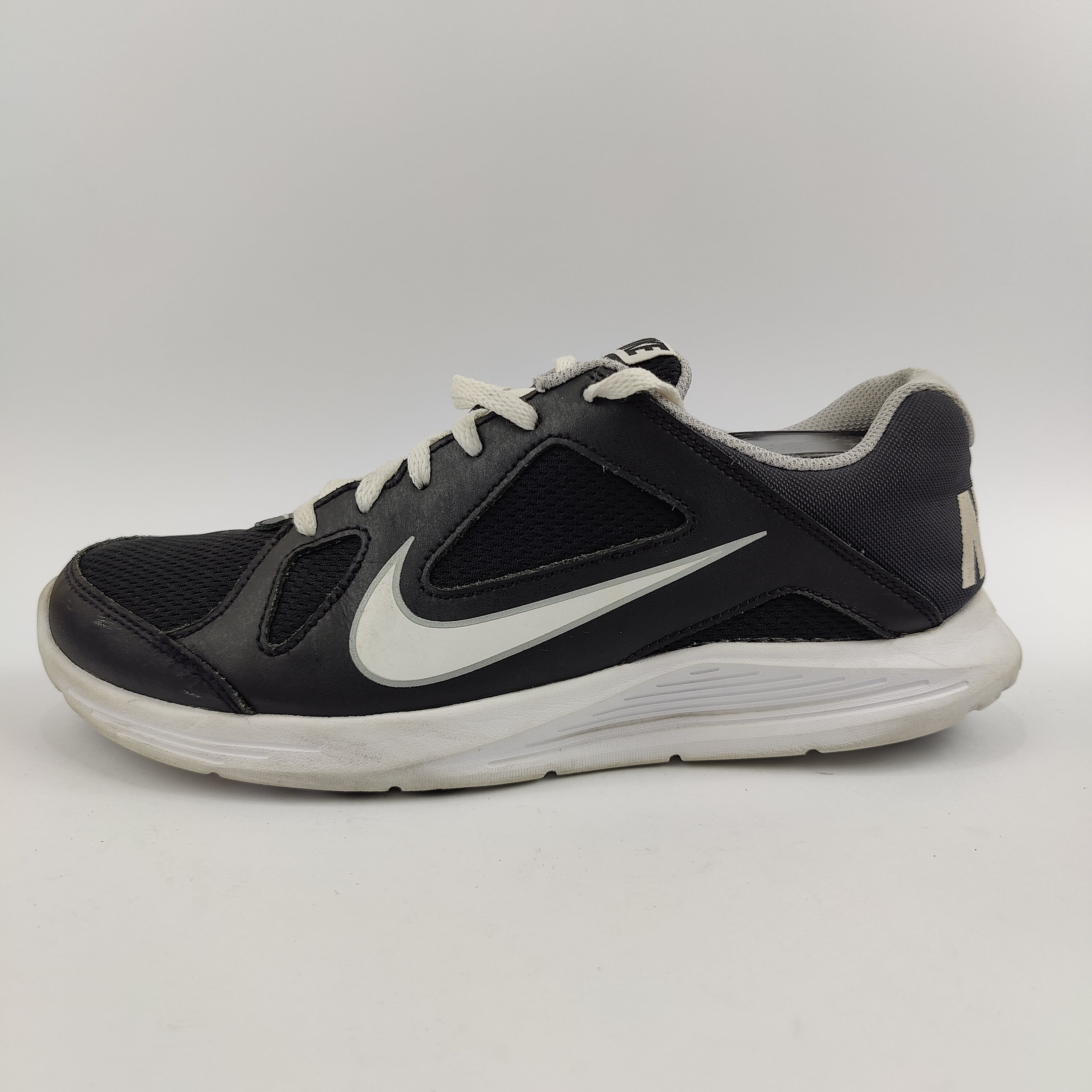 Nike CP Trainer (UK/PK 7.5) - 42 | Excellent
