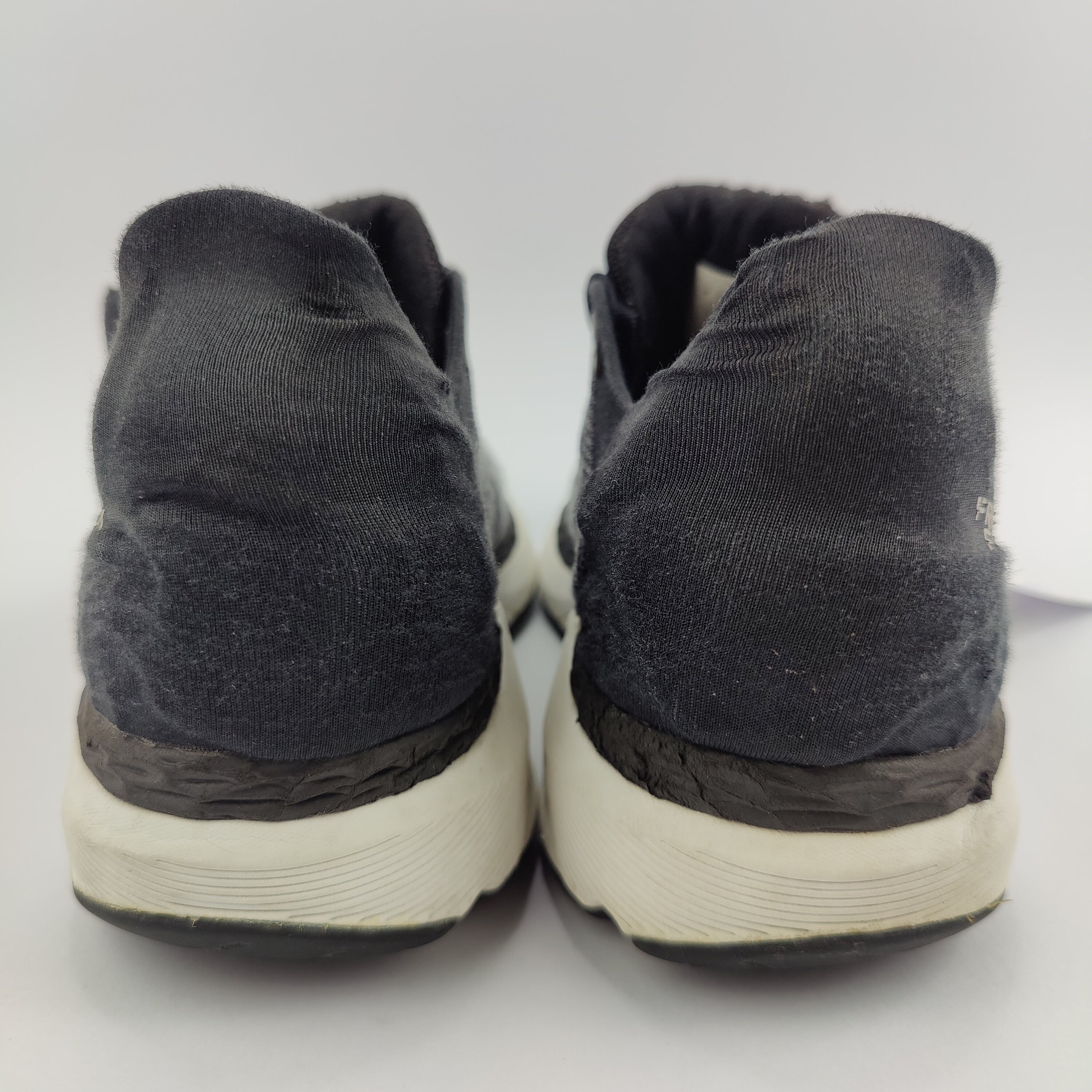 New Balance 860v11 (UK/PK 6.5) - 40 | Excellent