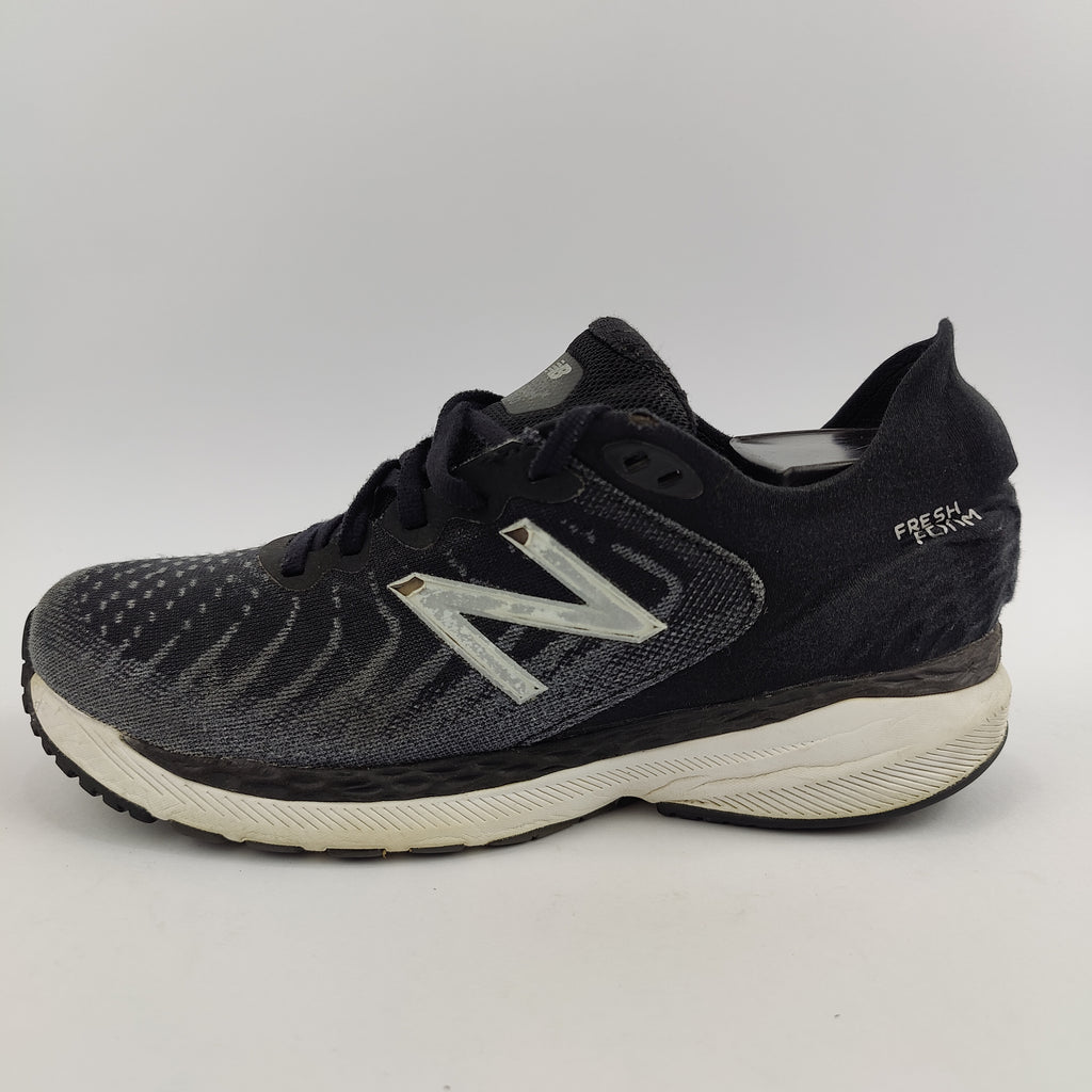 New Balance 860v11 (UK/PK 6.5) - 40 | Excellent