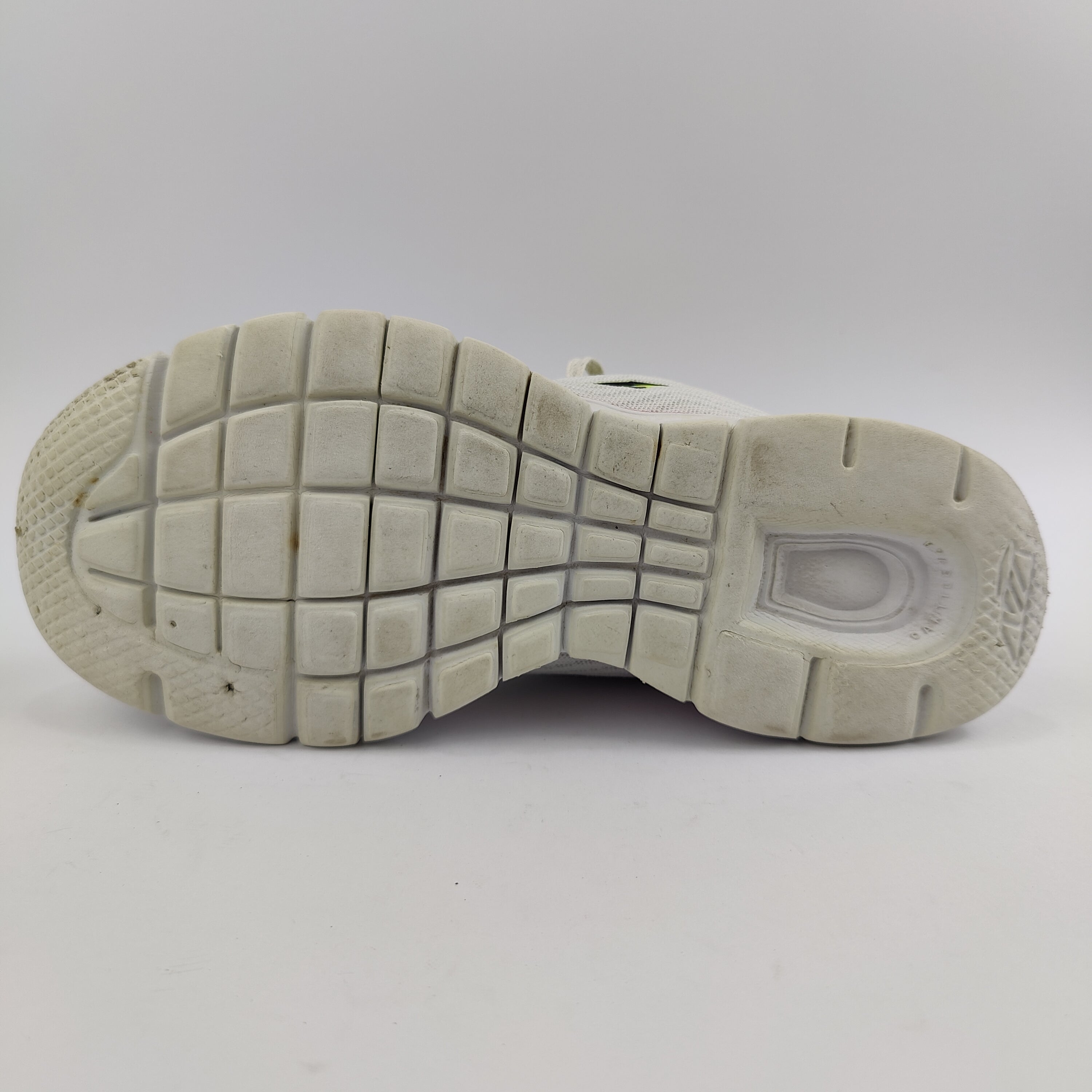 AVIA Avi Storm (UK/PK 6) - 39 | Excellent