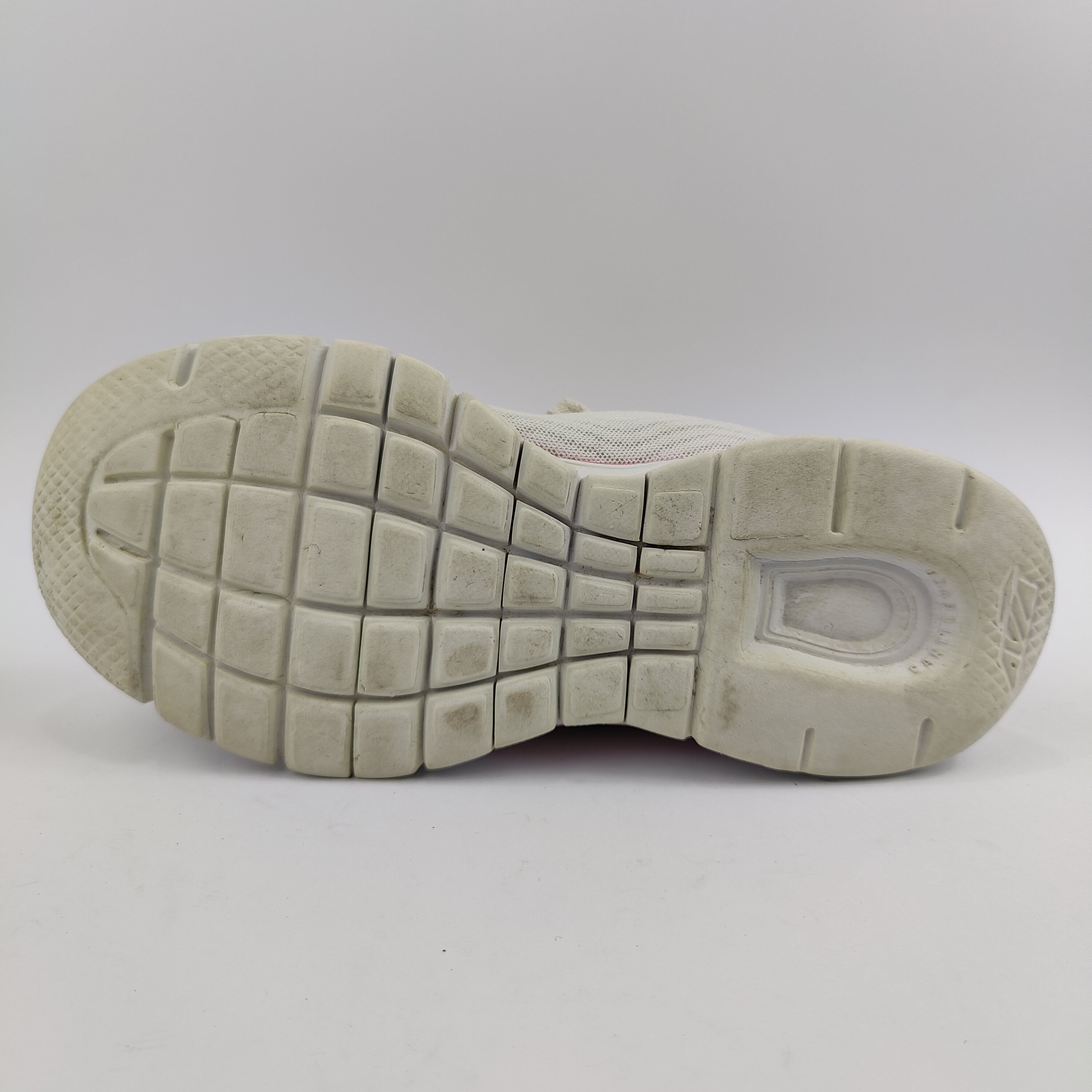 AVIA Avi Storm (UK/PK 6) - 39 | Excellent
