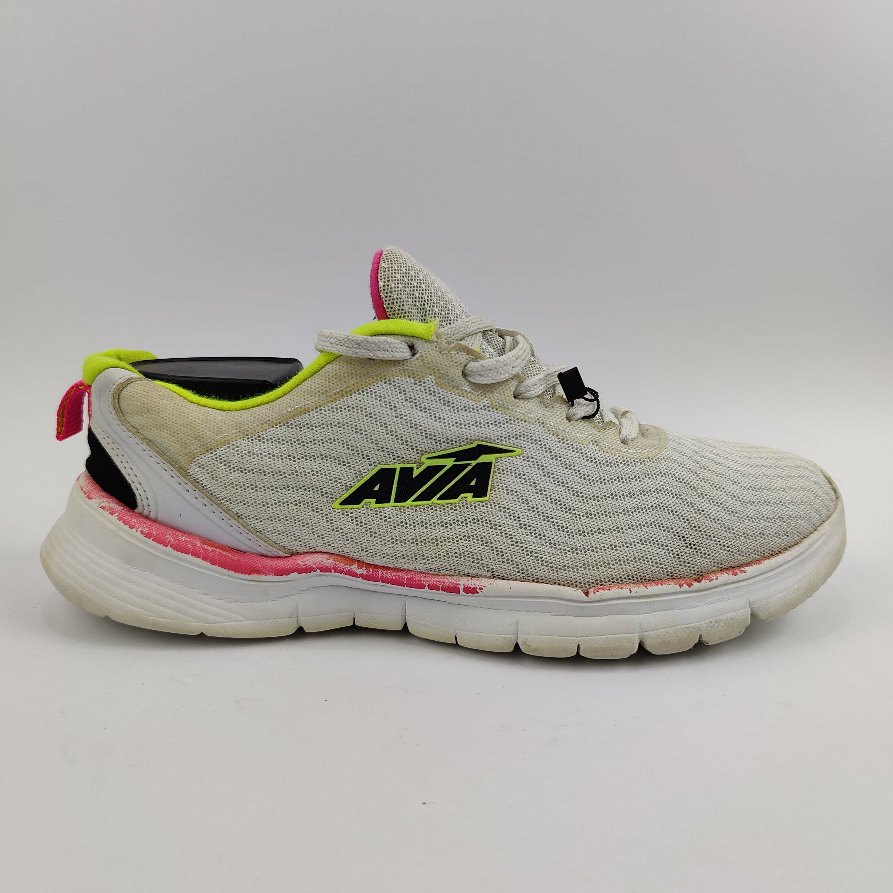 AVIA Avi Storm (UK/PK 6) - 39 | Excellent