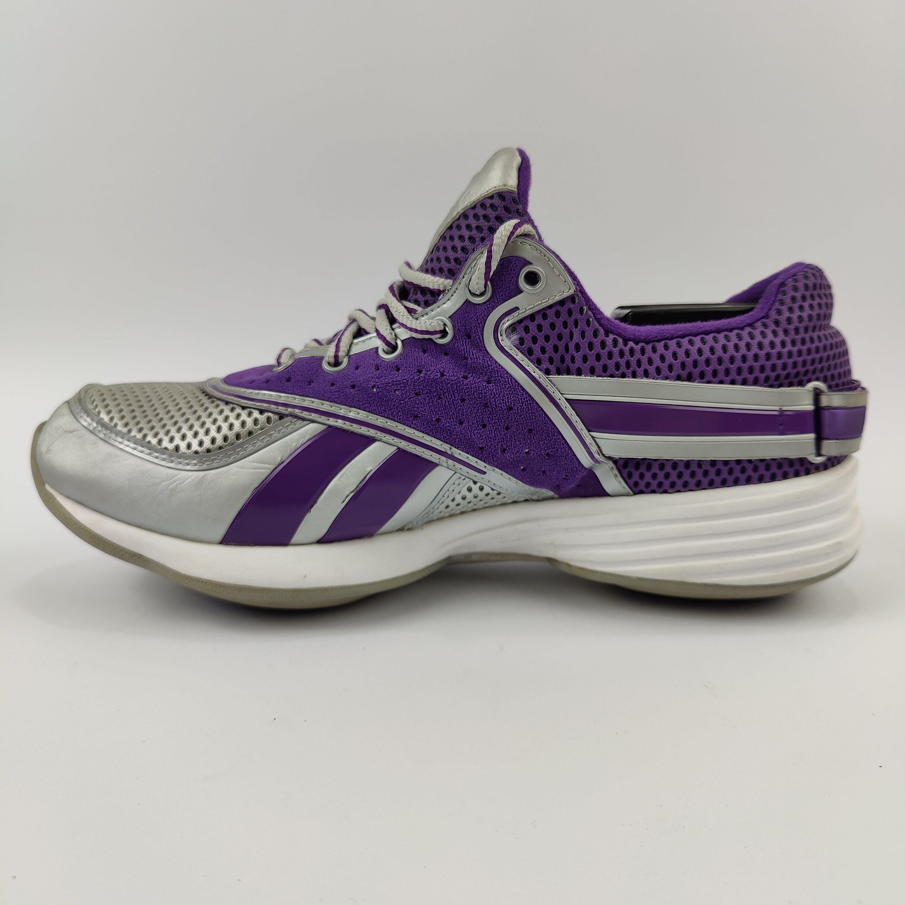 Reebok Easytone (UK/PK 7) - 40.5 | Prime