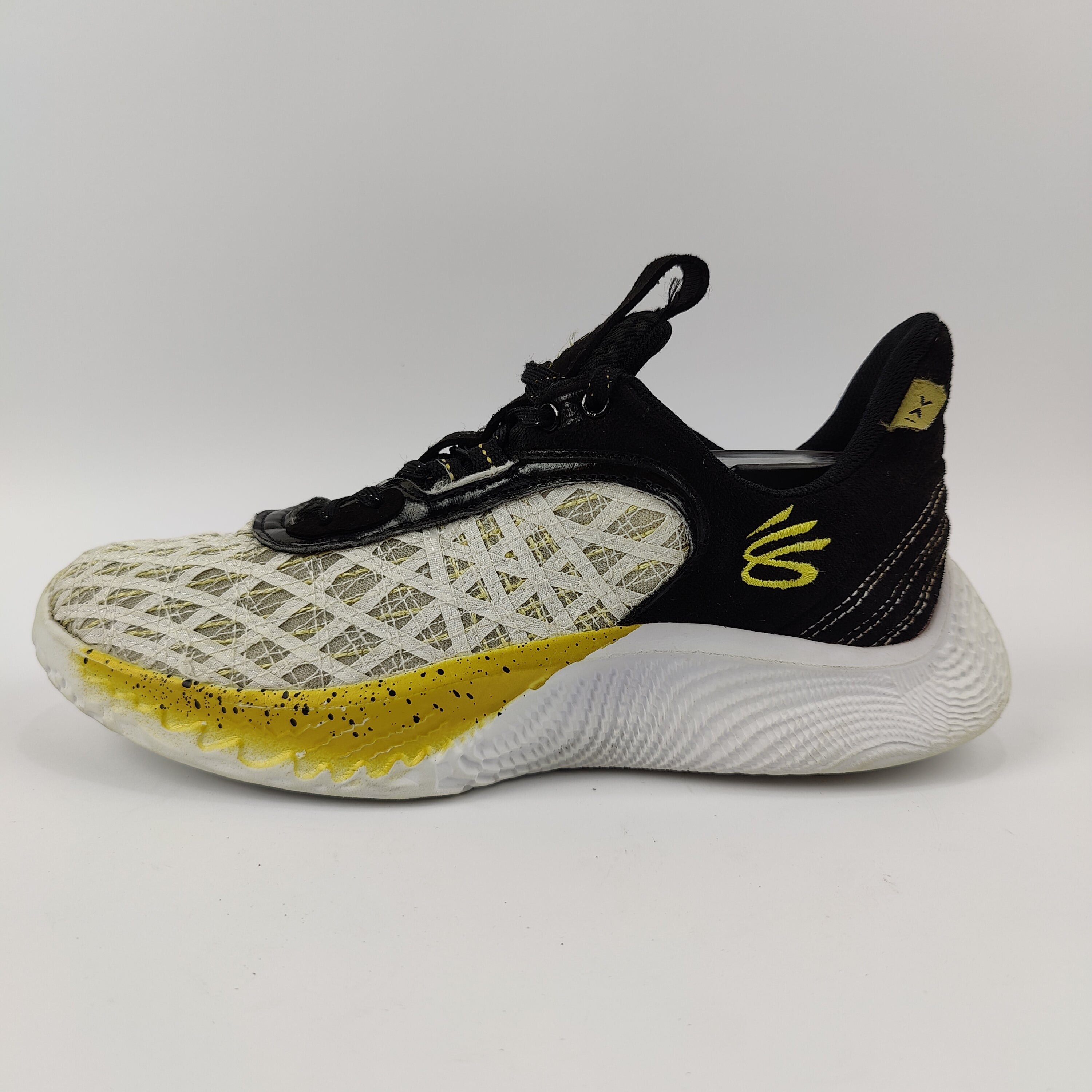 Curry Flow 9 (UK/PK 6) - 40 | Excellent