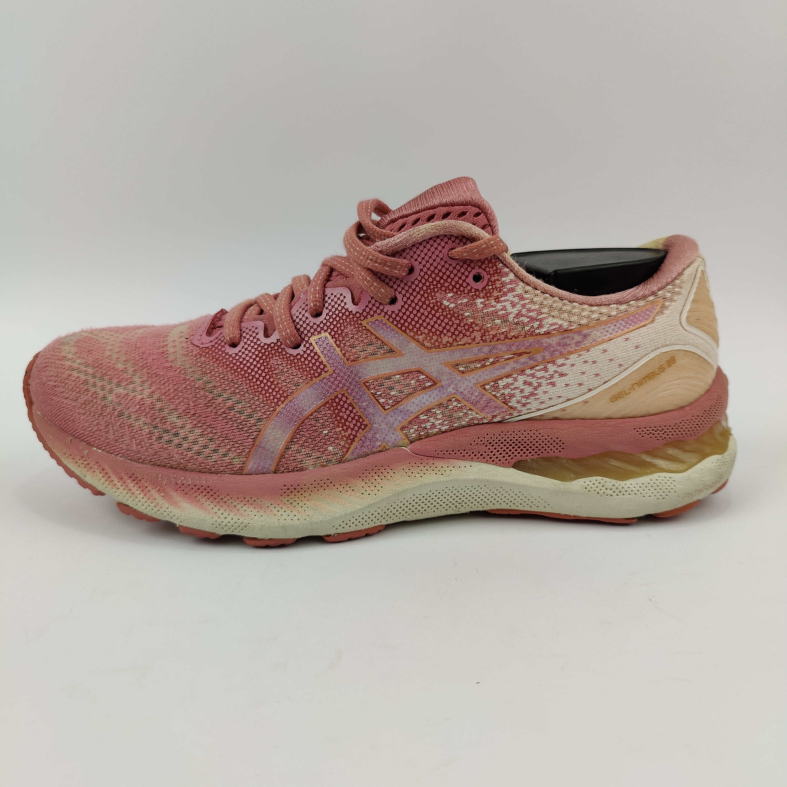 ASICS Gel Nimbus 23 (UK/PK 7) - 40 | Excellent