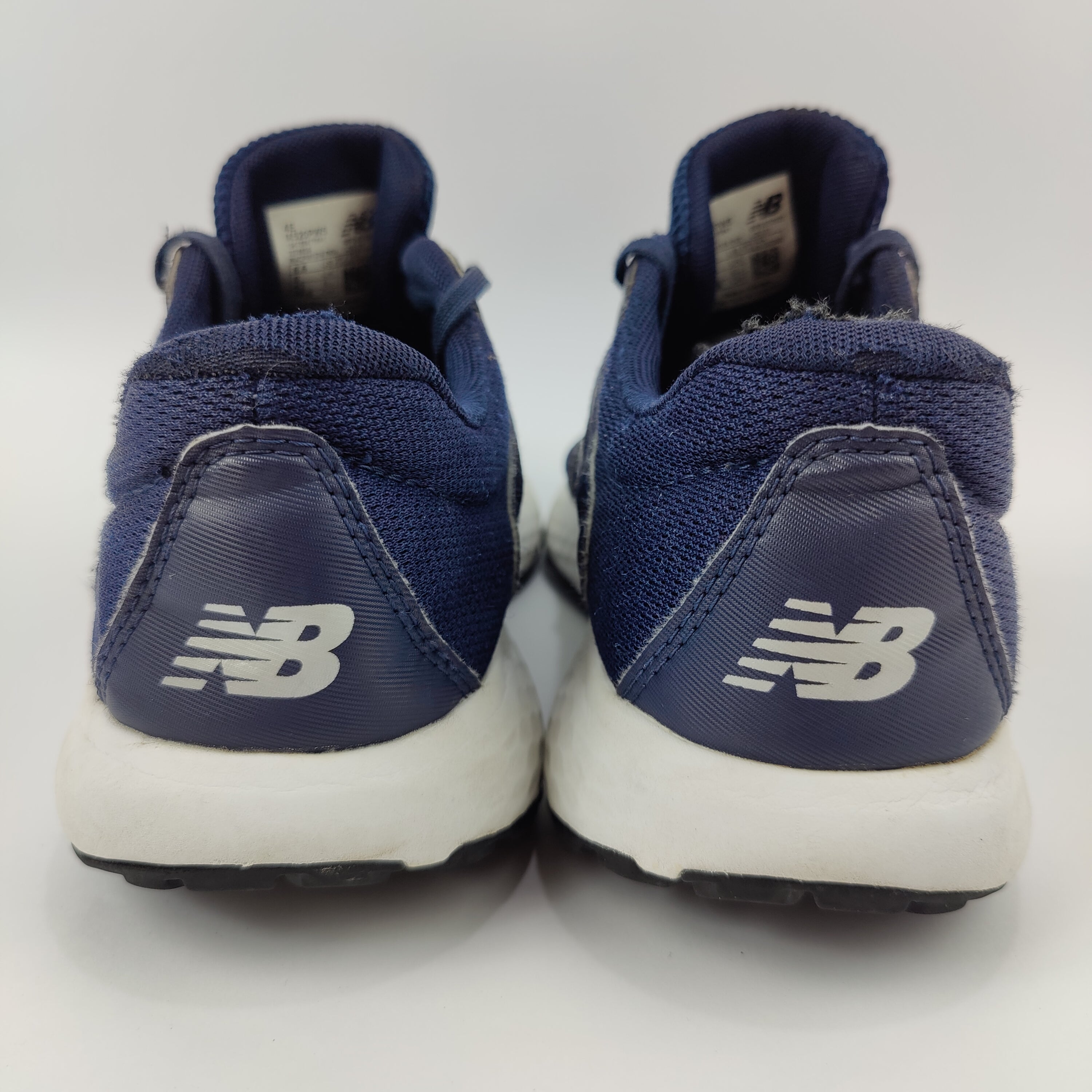 New Balance 520 (UK/PK 8) - 42 | Excellent