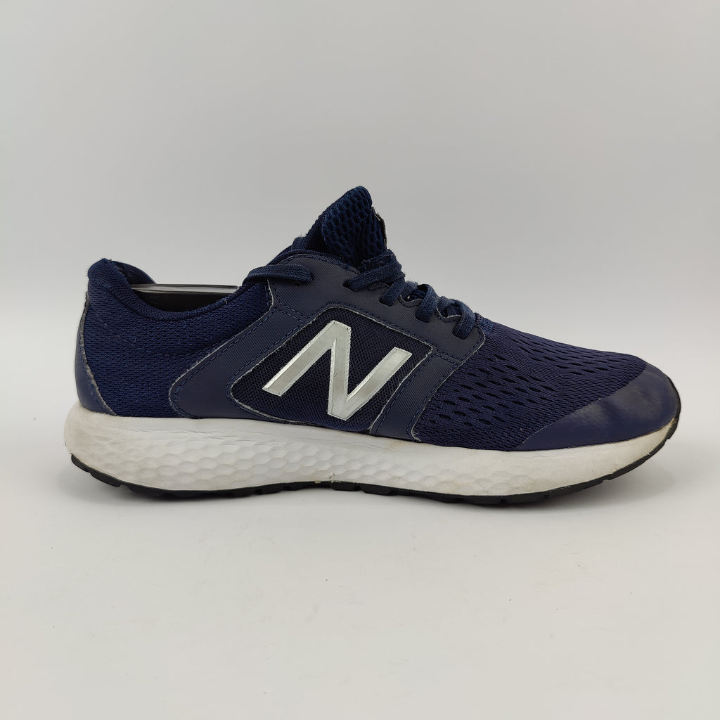 New Balance 520 (UK/PK 8) - 42 | Excellent