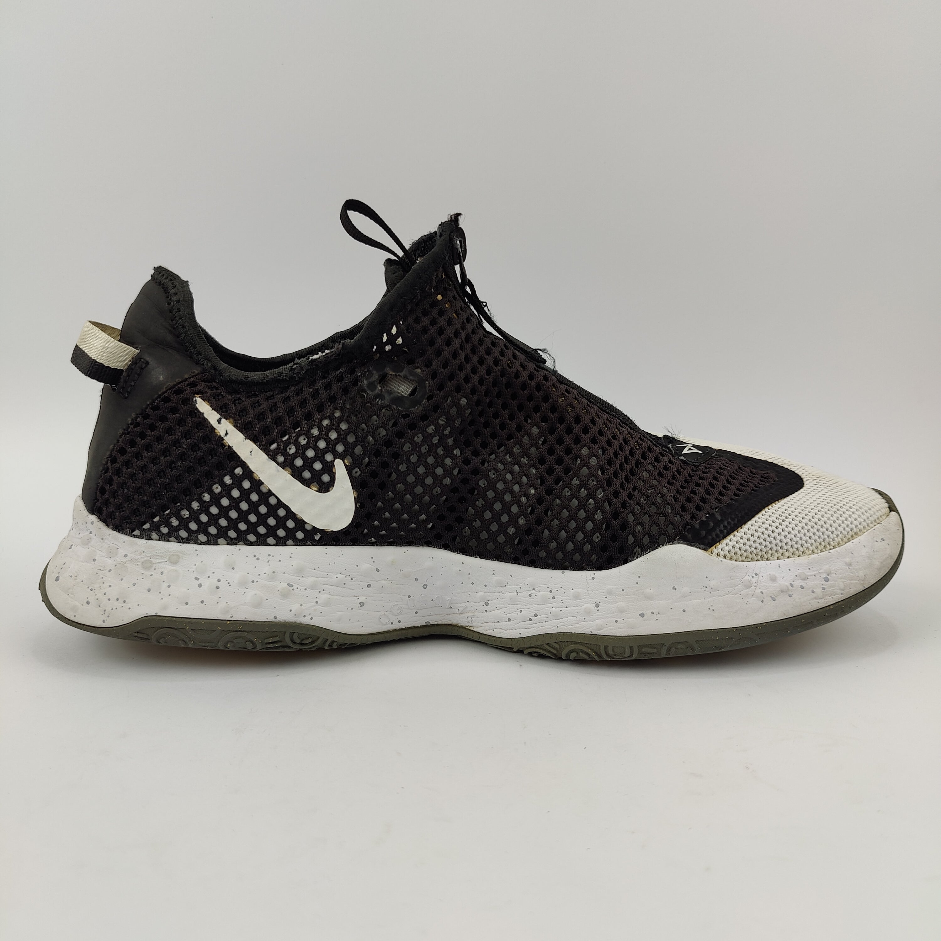 Nike PG 4 (UK/PK 9) - 44 | Excellent