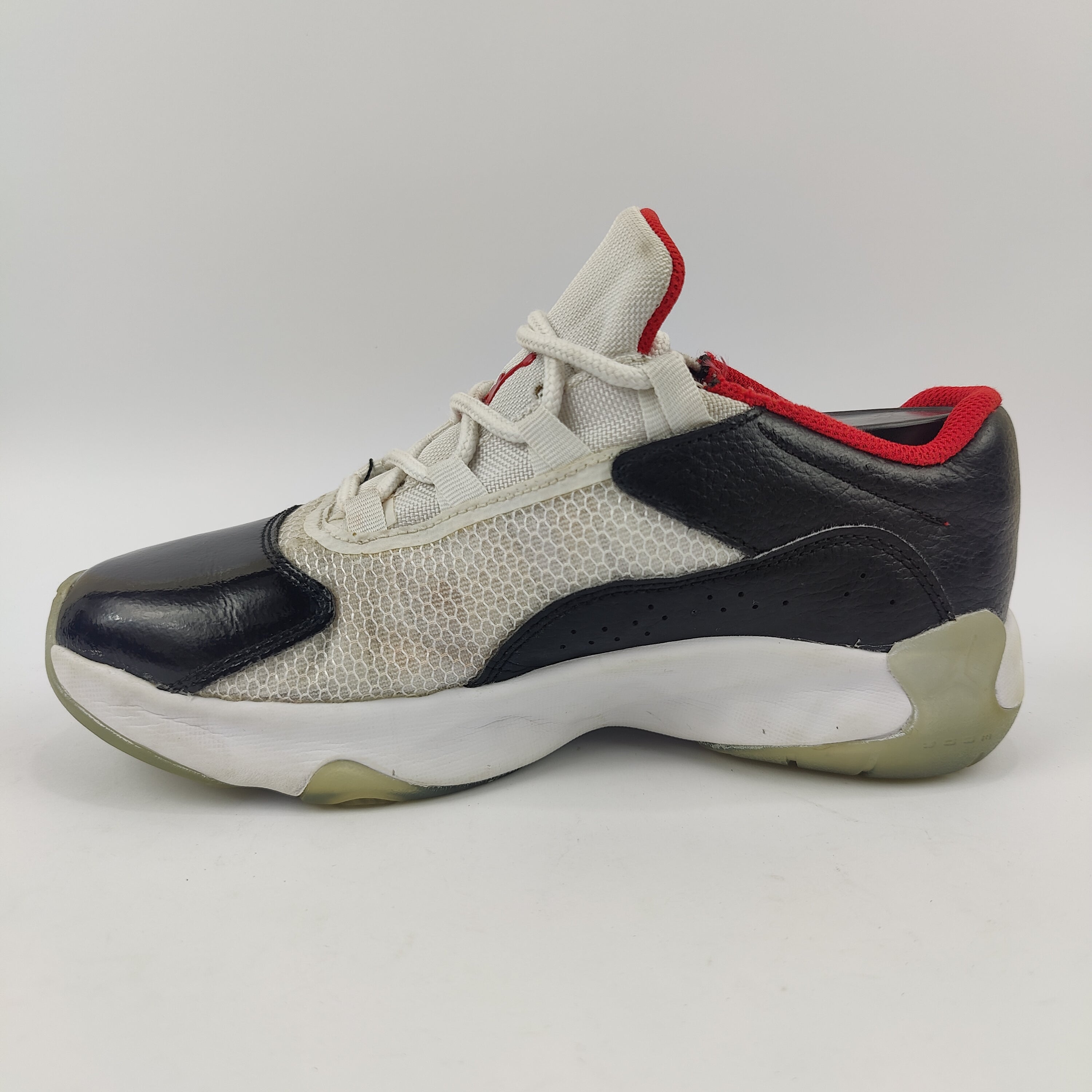 Air Jordan 11 (UK/PK 6) - 40 | Excellent