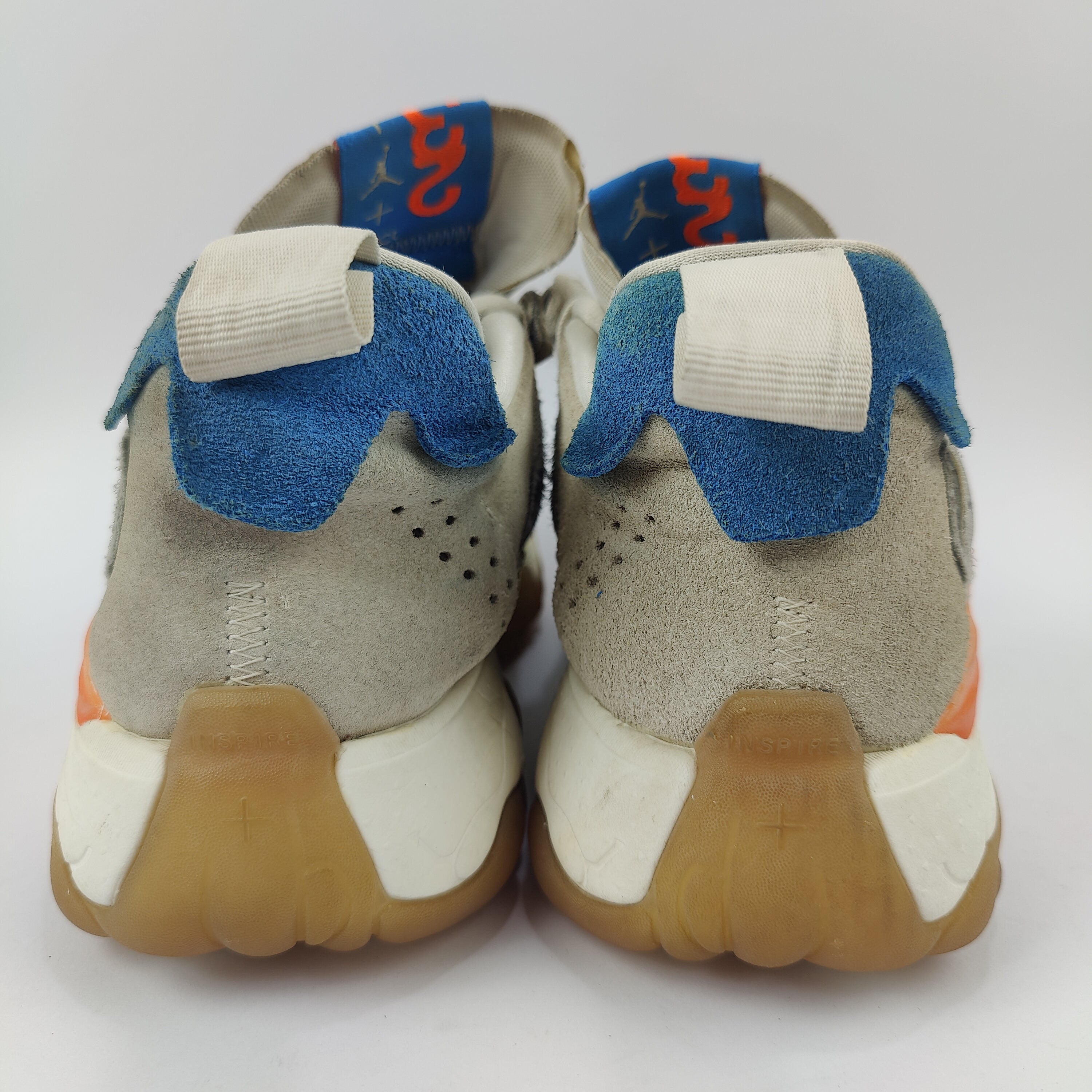 Jordan Delta 2 (UK/PK 7.5) - 42 | Excellent