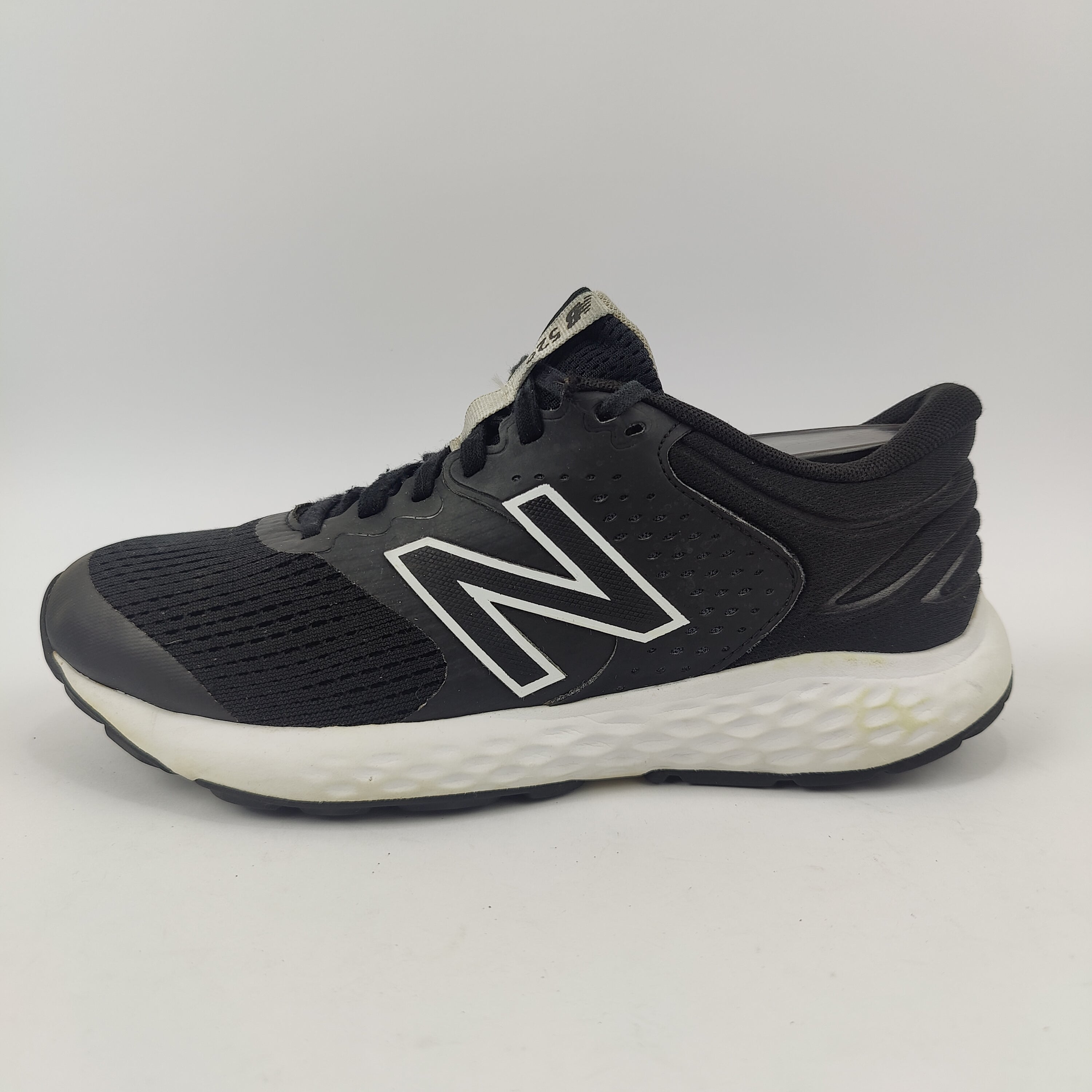 New Balance 520v7 (UK/PK 6.5) - 40.5 | Prime