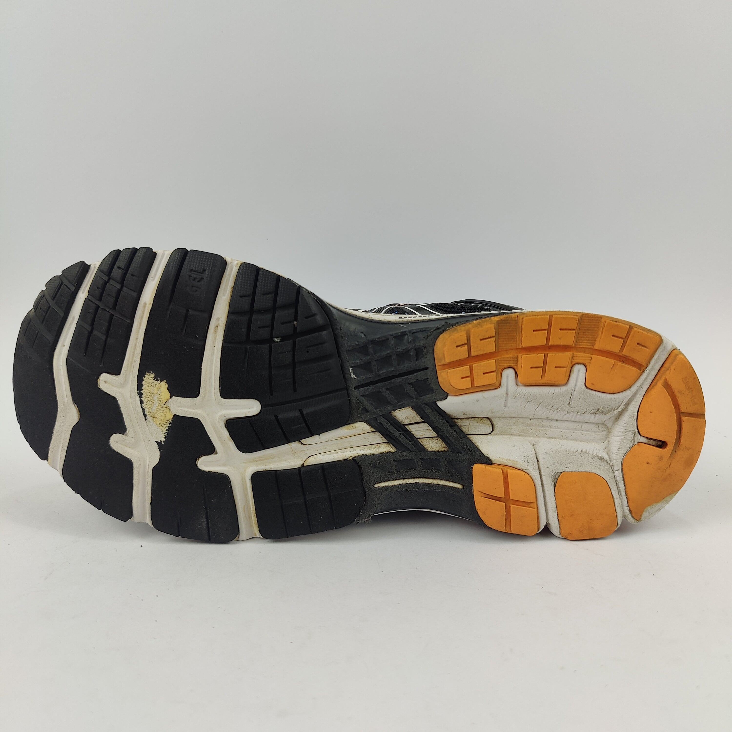 ASICS Gel Kayano 26 (UK/PK 7) - 40 | Excellent