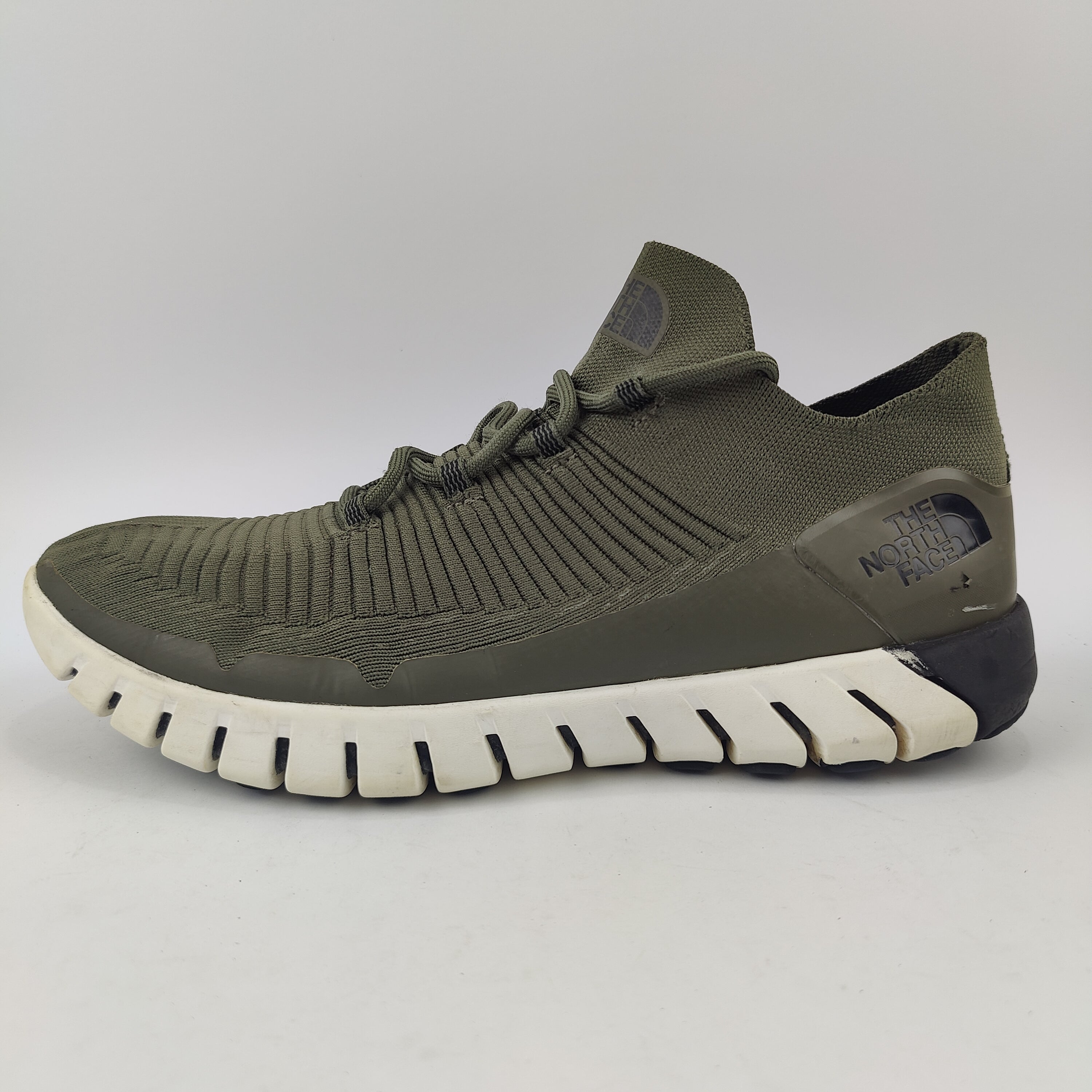 NorthFace Oscilate (UK/PK 8) - 42 | Excellent