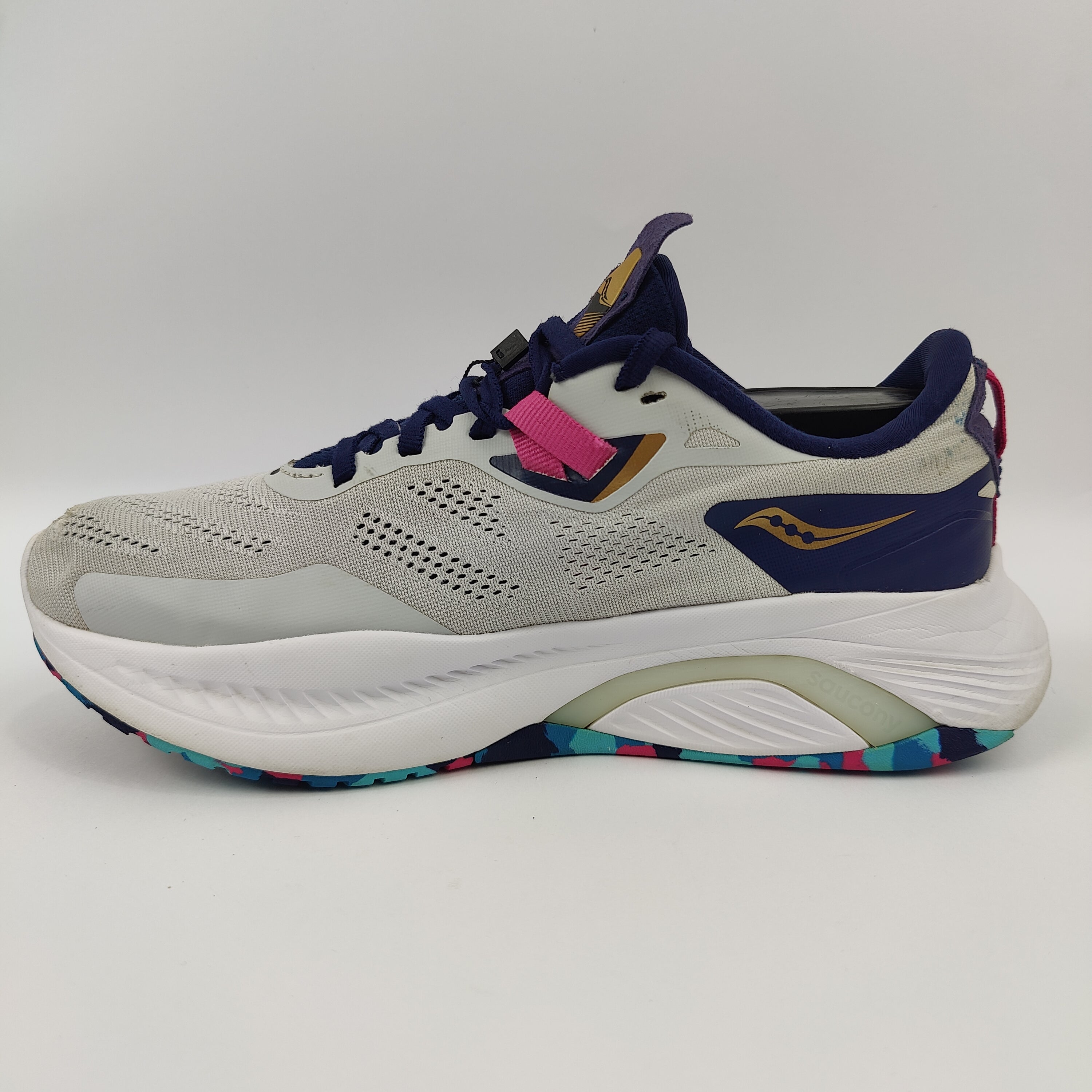 Saucony Guide 15 (UK/PK 7.5) - 40 | Excellent