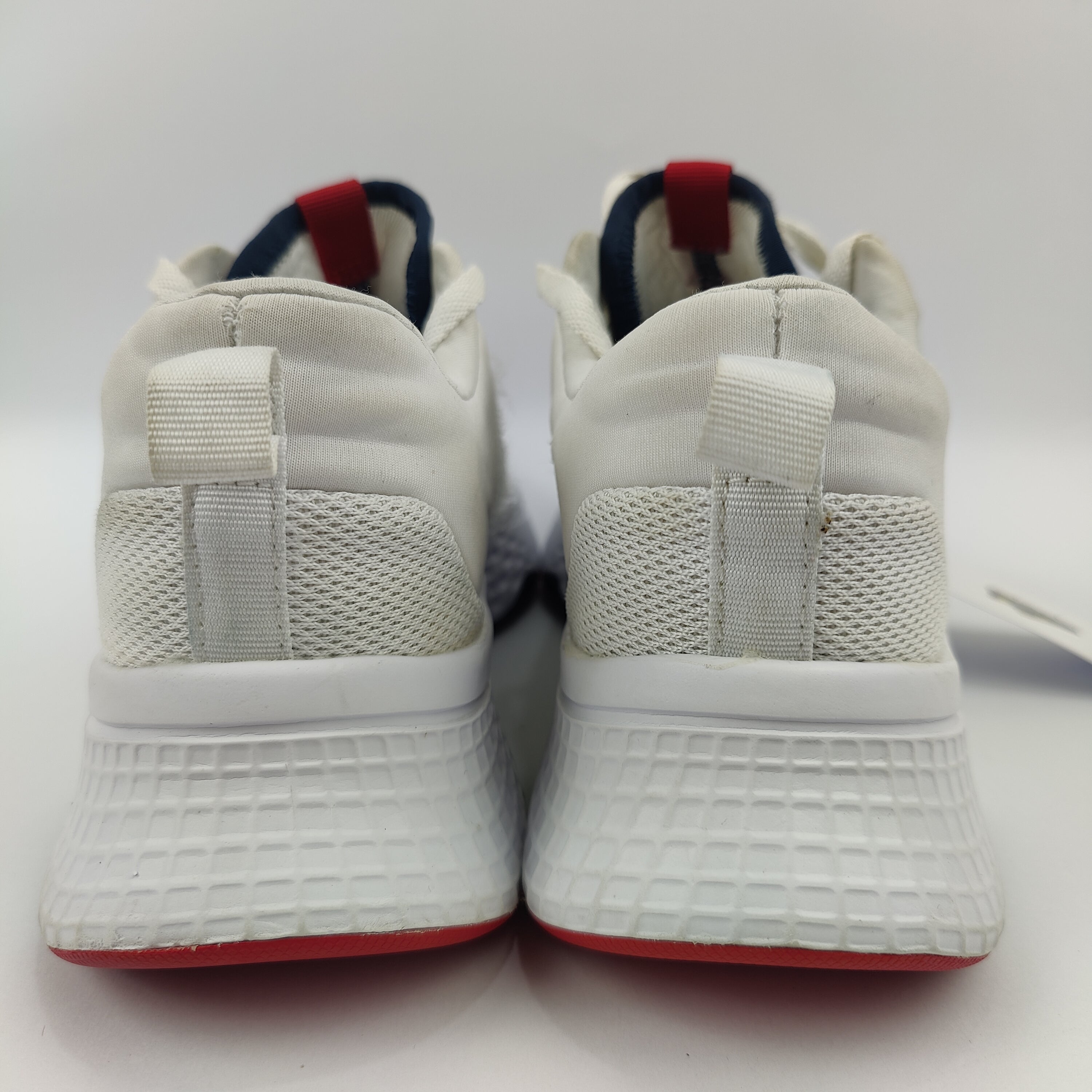 Lacoste Court Drive (UK/PK 6.5) - 40 | Excellent