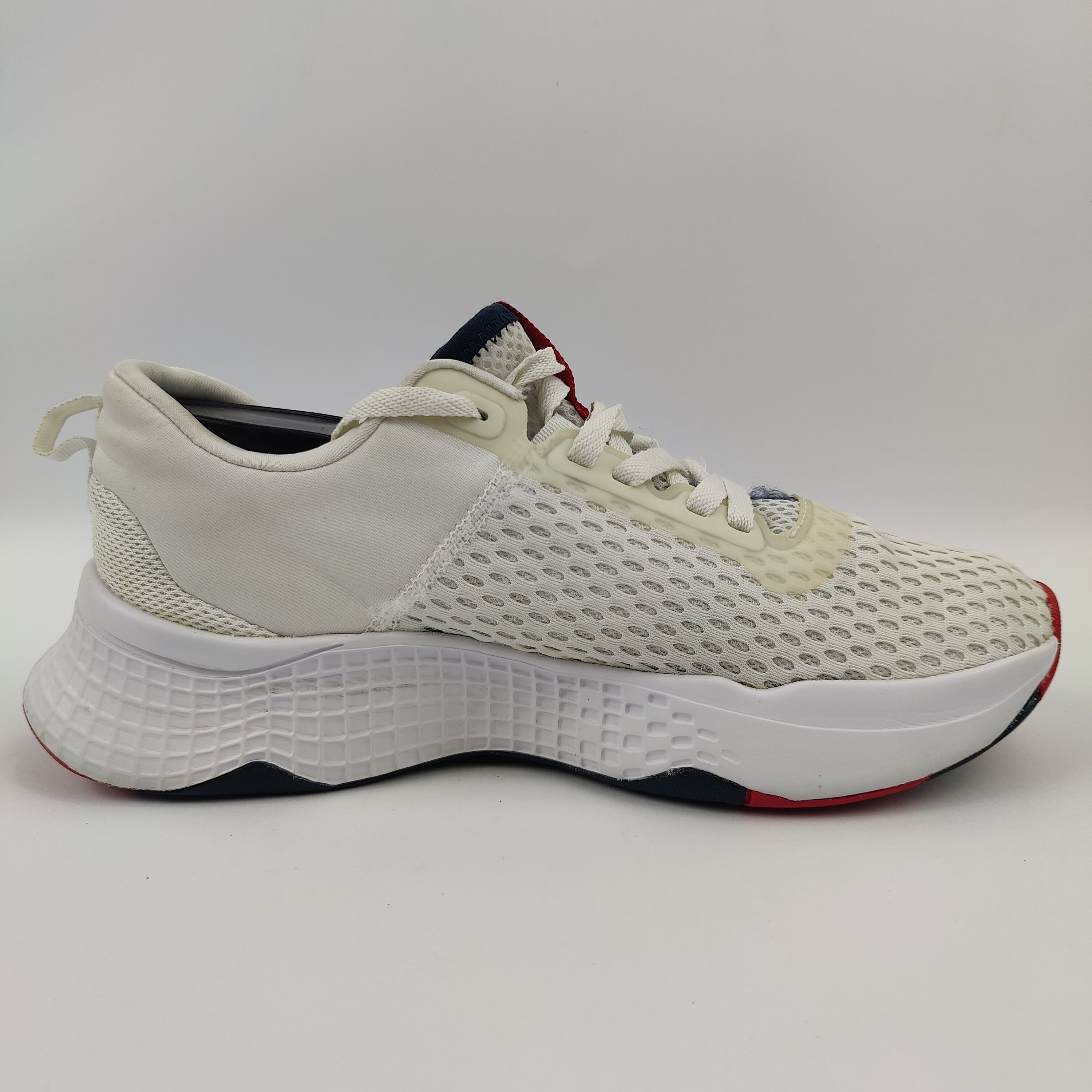 Lacoste Court Drive (UK/PK 6.5) - 40 | Excellent