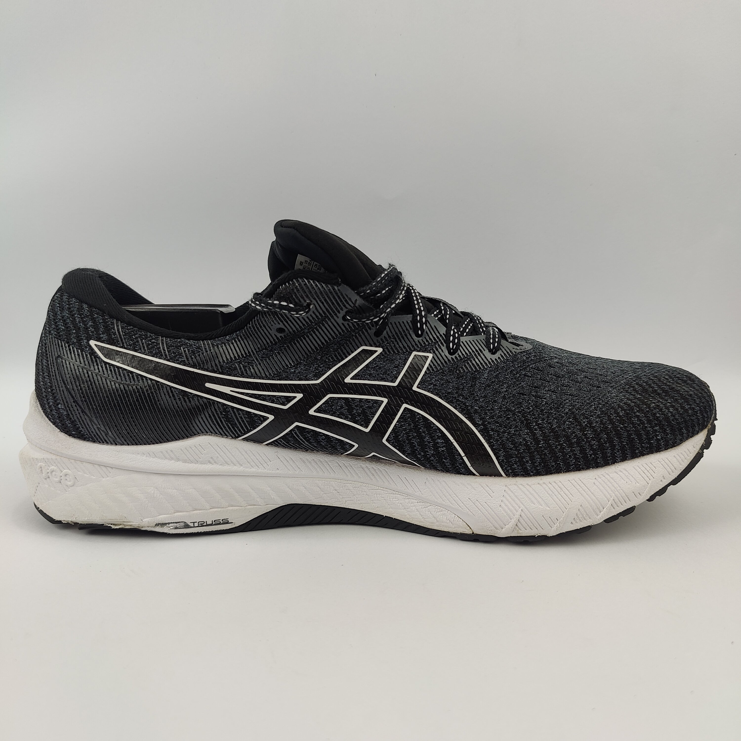 ASICS GT 2000 (UK/PK 9.5) - 44.5 | Prime