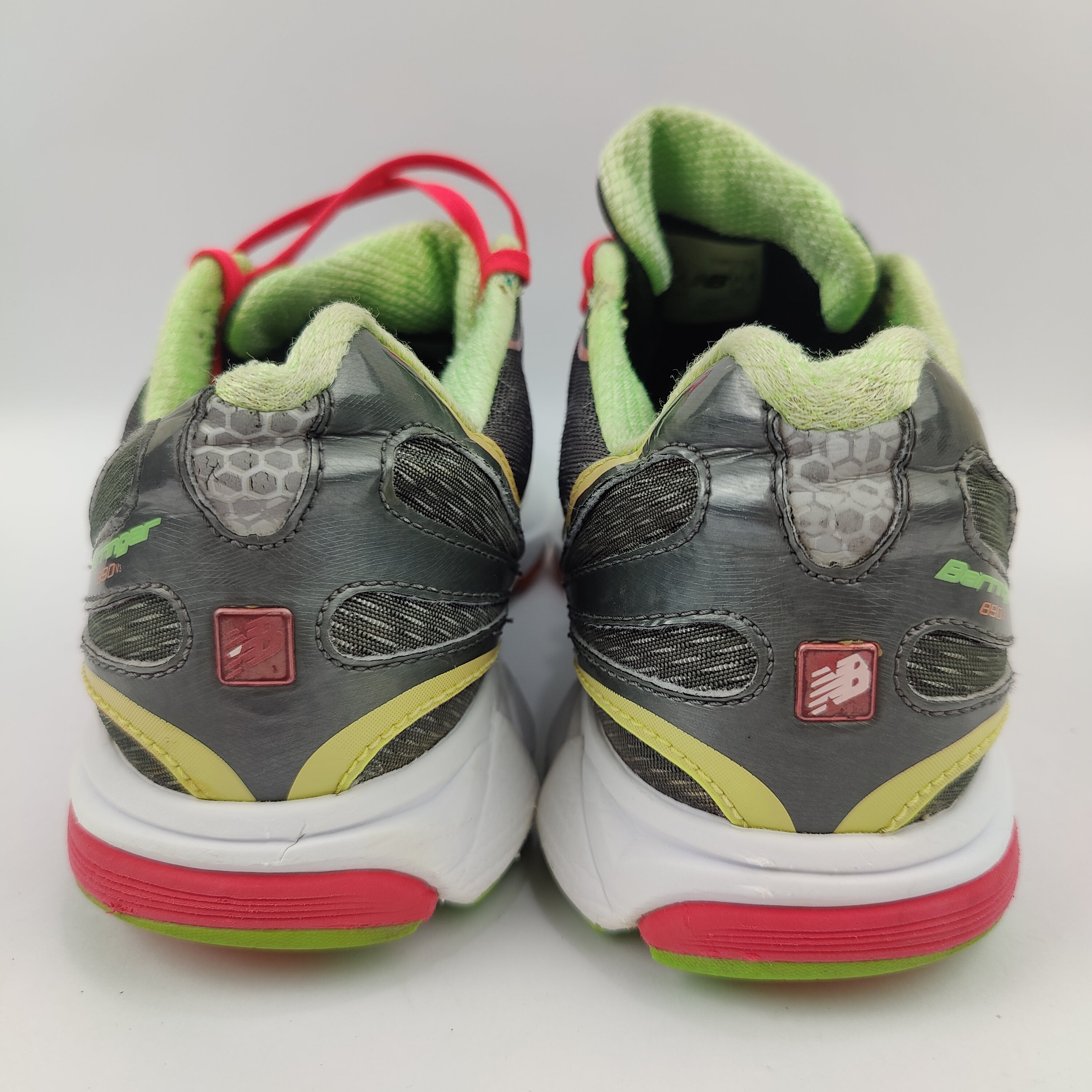 New Balance Nos Vintage (UK/PK 8) - 41.5 | Excellent