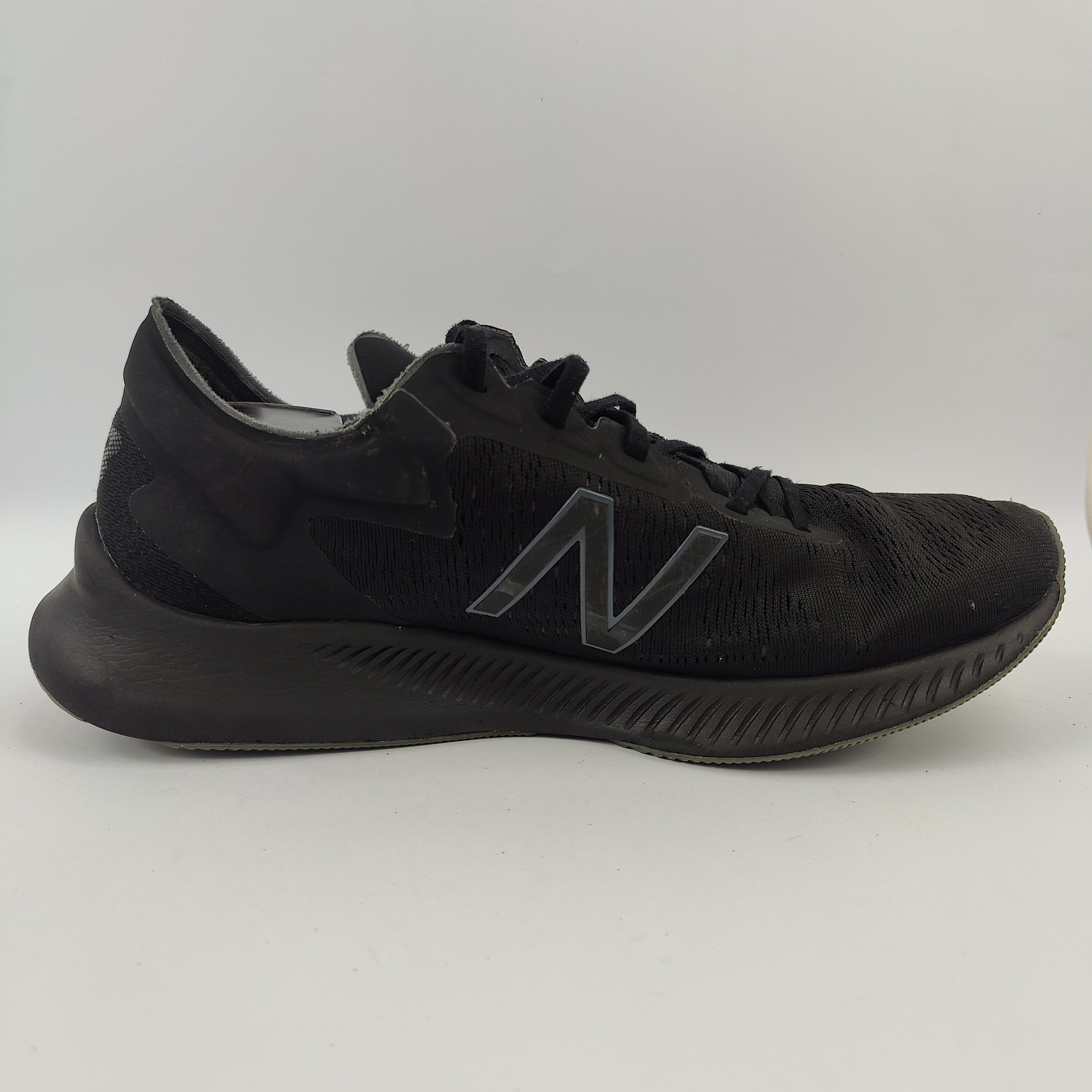 New Balance Pesu (UK/PK 11.5) - 46.5 | Excellent