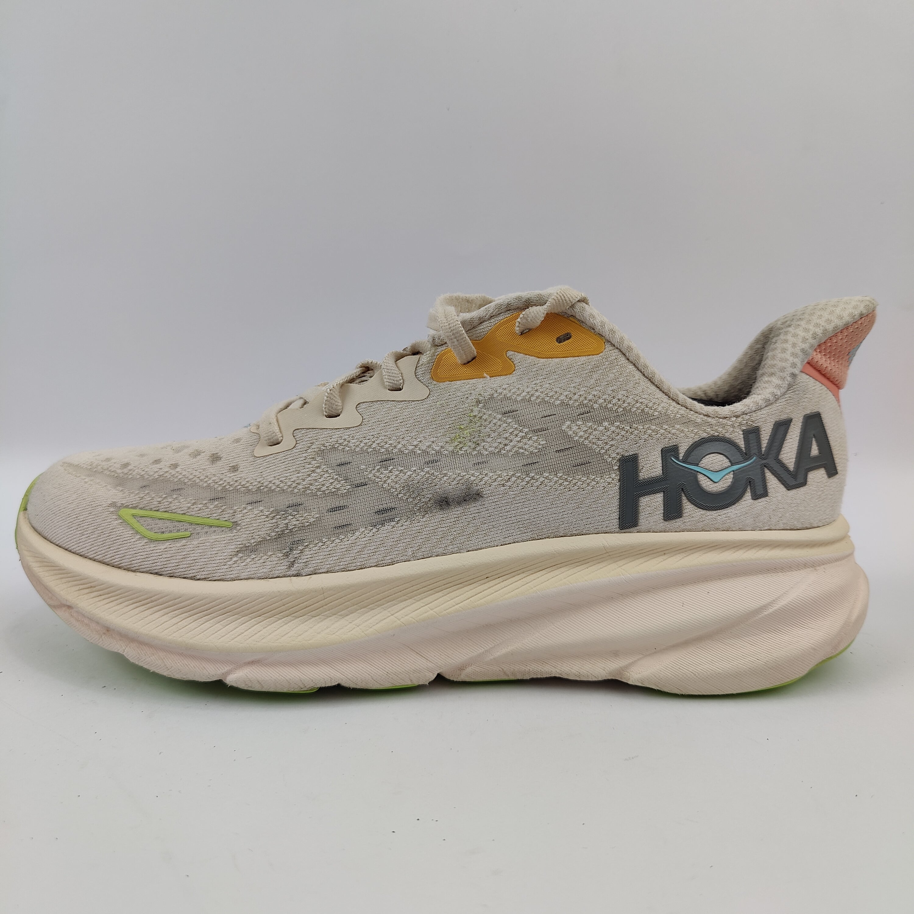 HOKA Clifton 9 (UK/PK 9.5) - 44 | Excellent