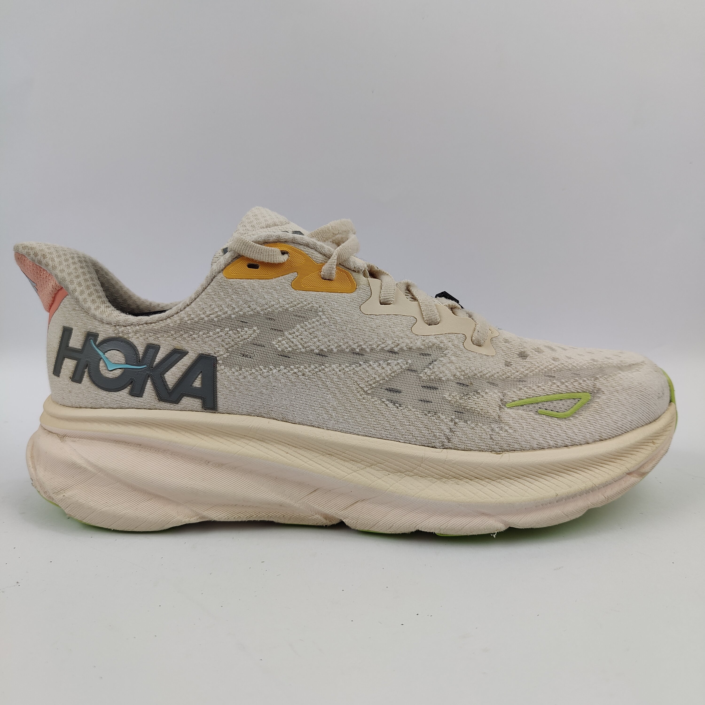 HOKA Clifton 9 (UK/PK 9.5) - 44 | Excellent