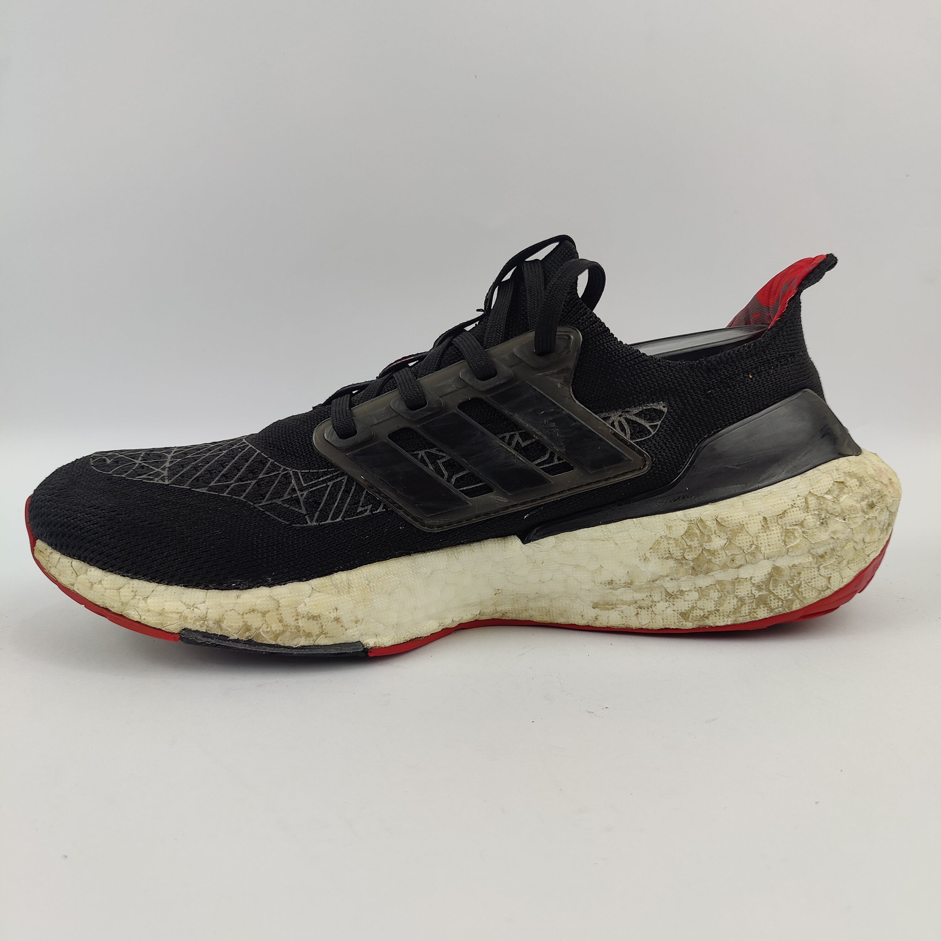 Adidas Ultraboost 21 (UK/PK 9) - 43.5 | Excellent