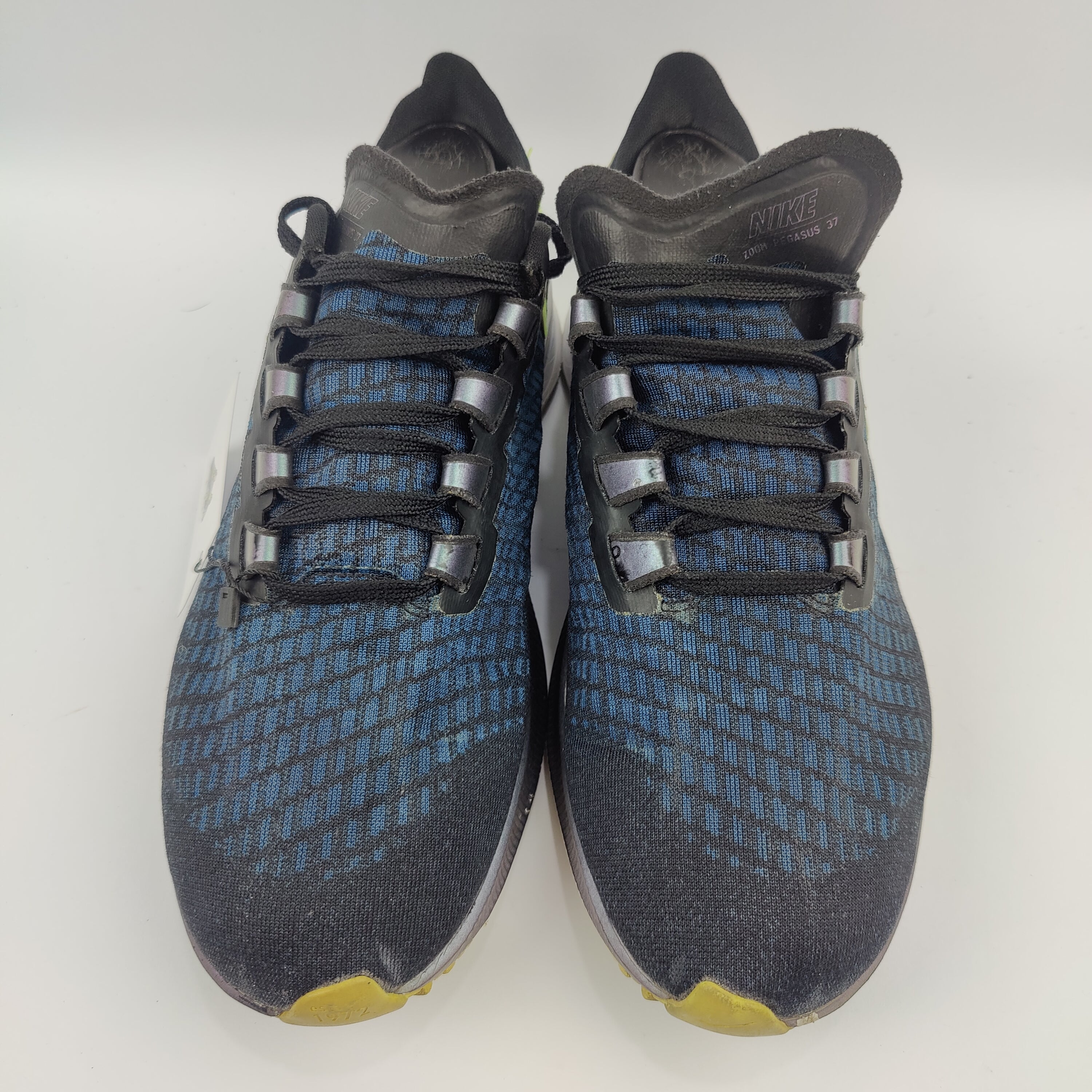 Nike Air Zoom Pegasus 37 (UK/PK 7.5) - 42 | Excellent
