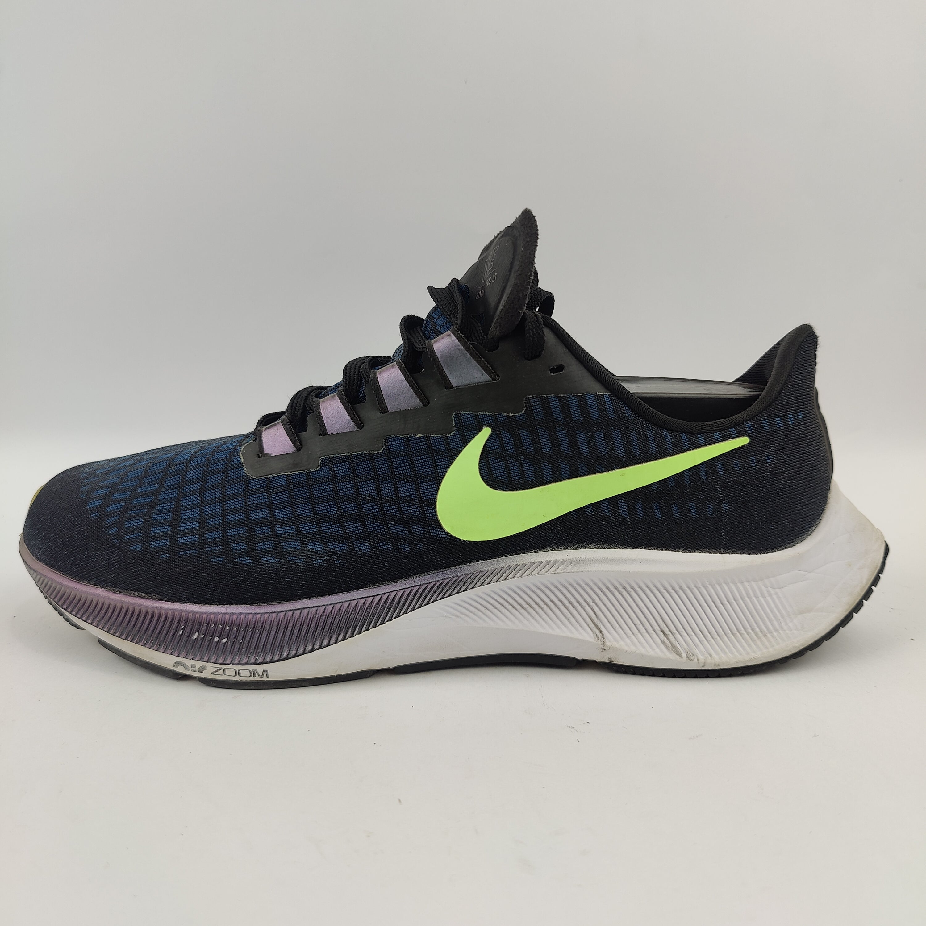 Nike Air Zoom Pegasus 37 (UK/PK 7.5) - 42 | Excellent