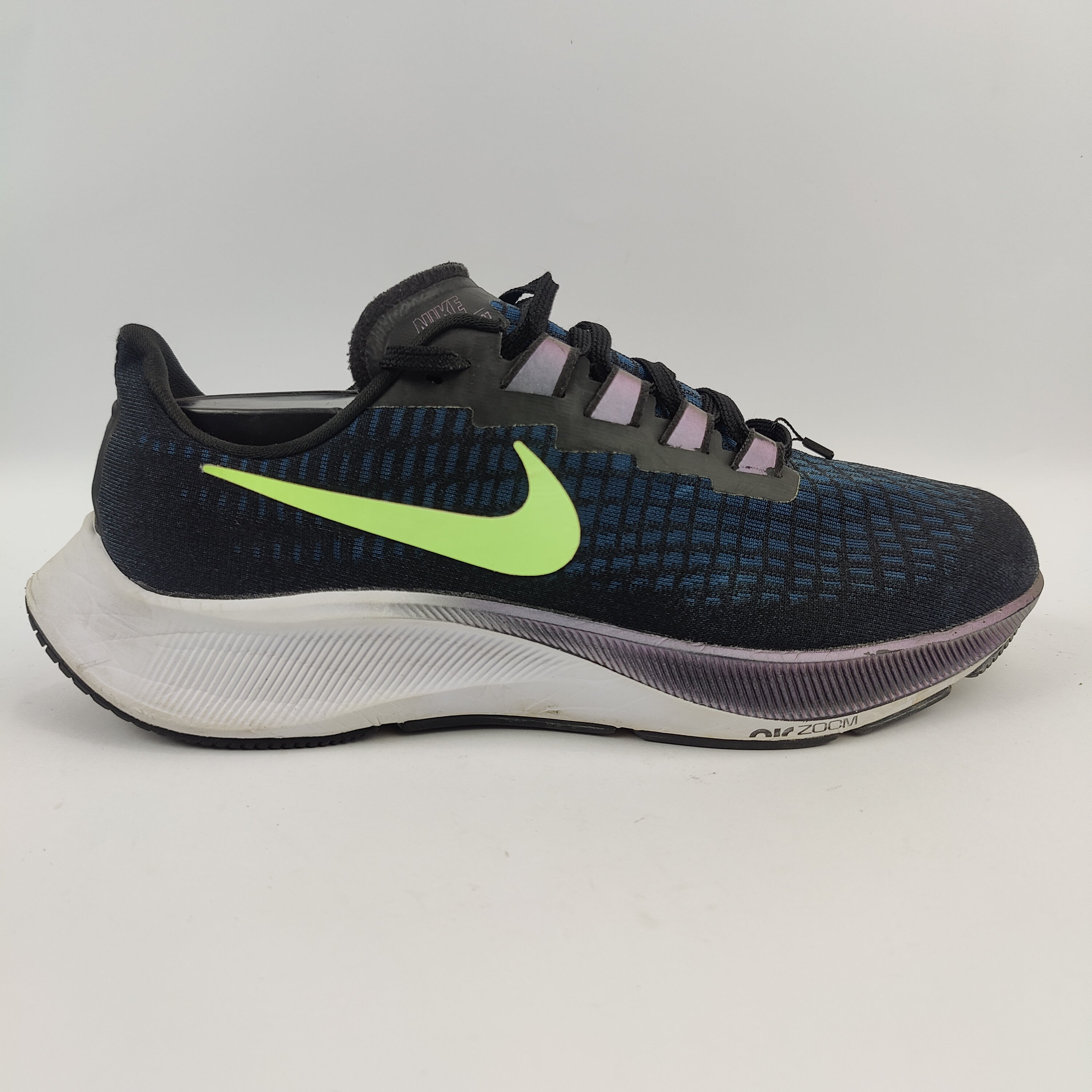 Nike Air Zoom Pegasus 37 (UK/PK 7.5) - 42 | Excellent
