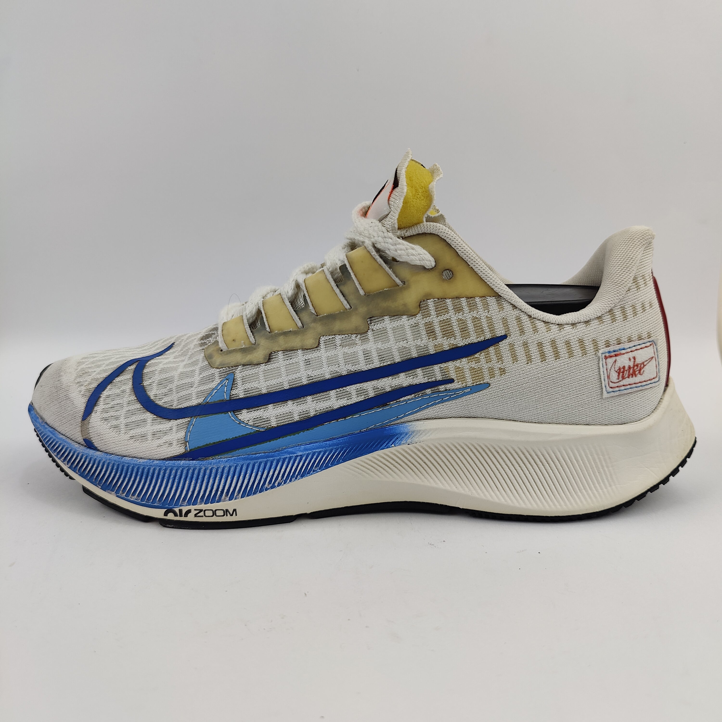 Nike Pegasus 37 (UK/PK 9.5) - 44 | Excellent