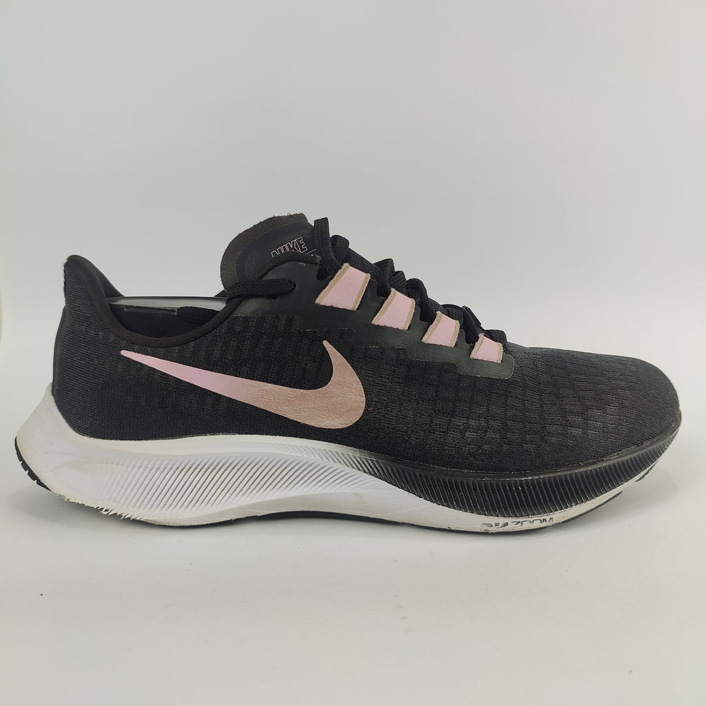 Nike Pegasus 37 (UK/PK 7.5) - 42 | Excellent