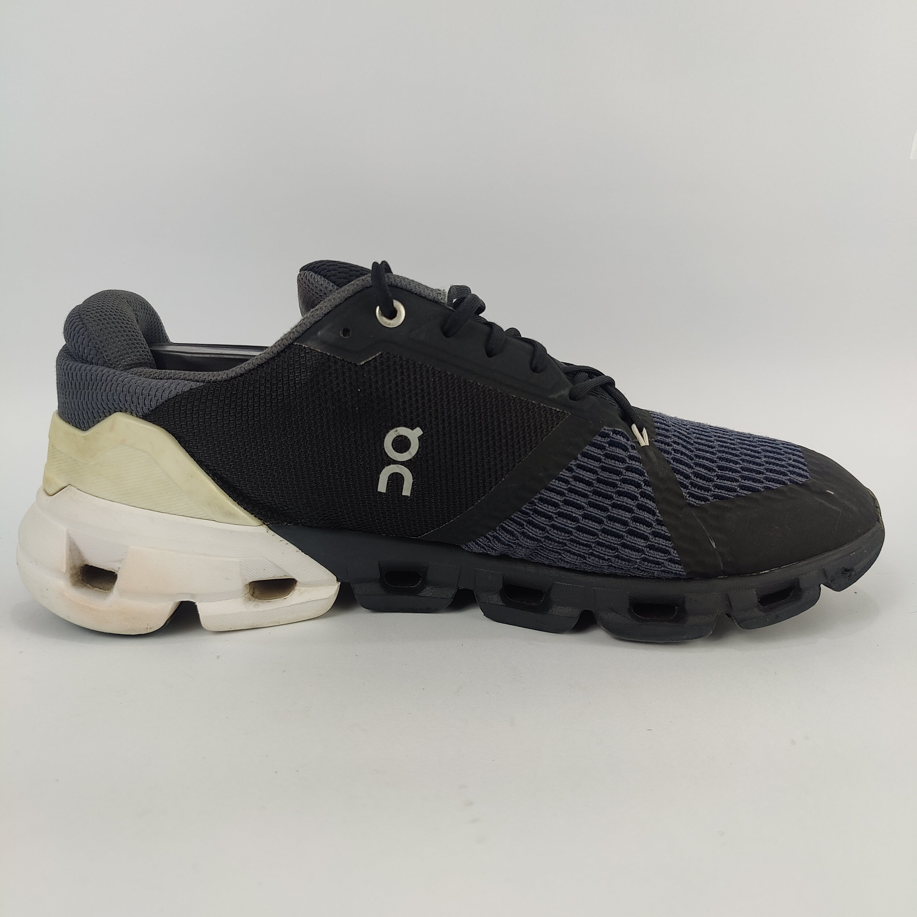 On Cloud Flyer (UK/PK 10) - 44.5 | Excellent