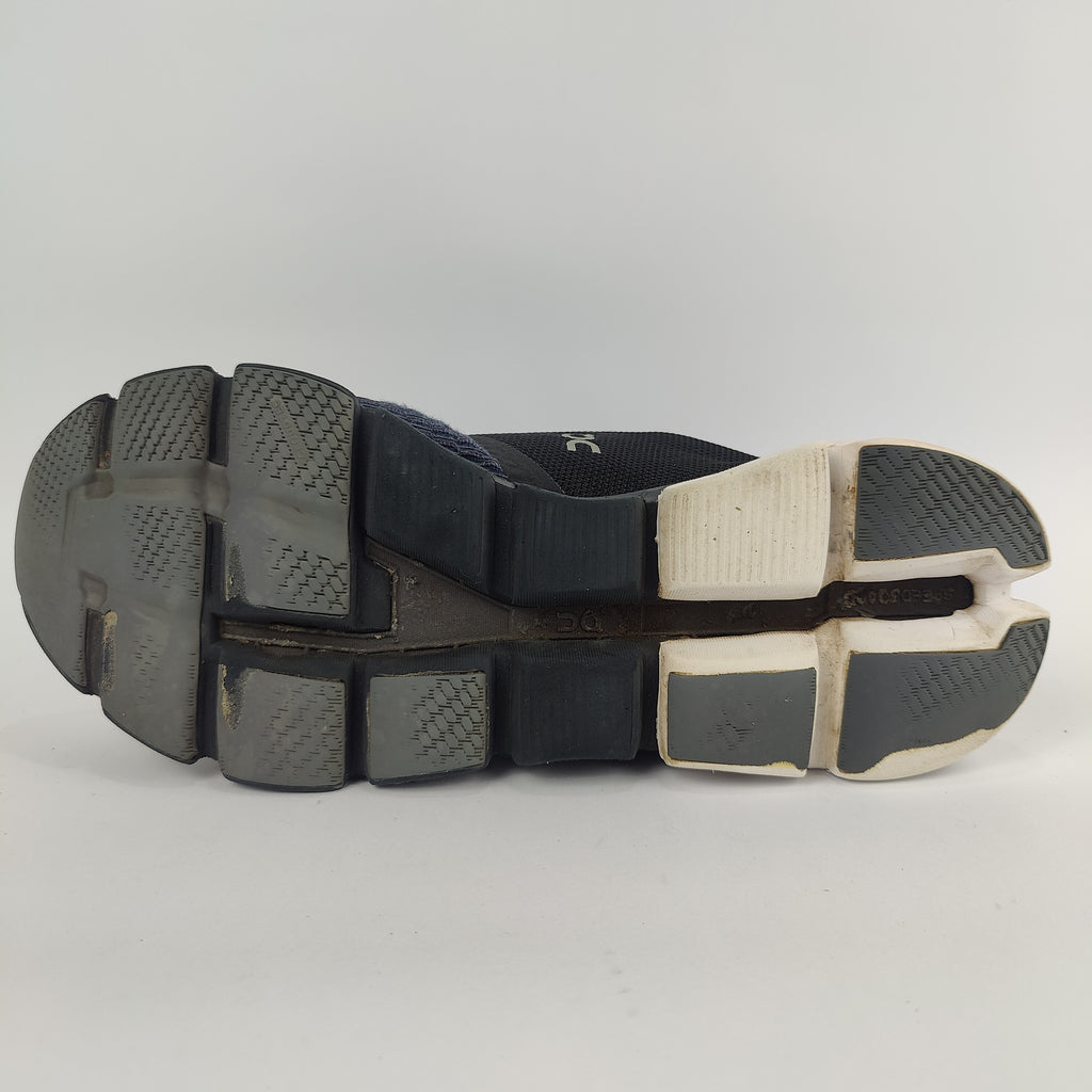 On Cloud Flyer (UK/PK 10) - 44.5 | Excellent
