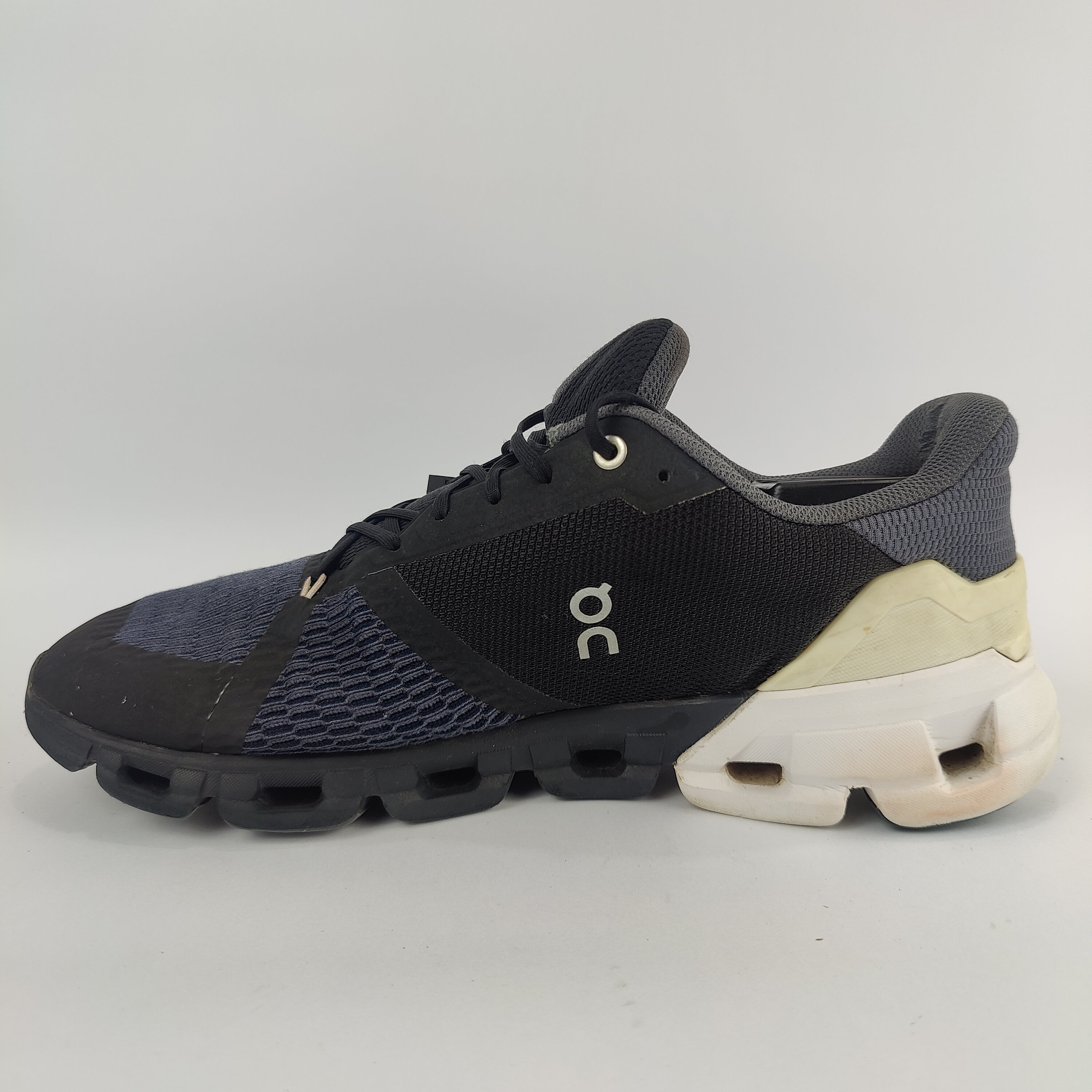 On Cloud Flyer (UK/PK 10) - 44.5 | Excellent