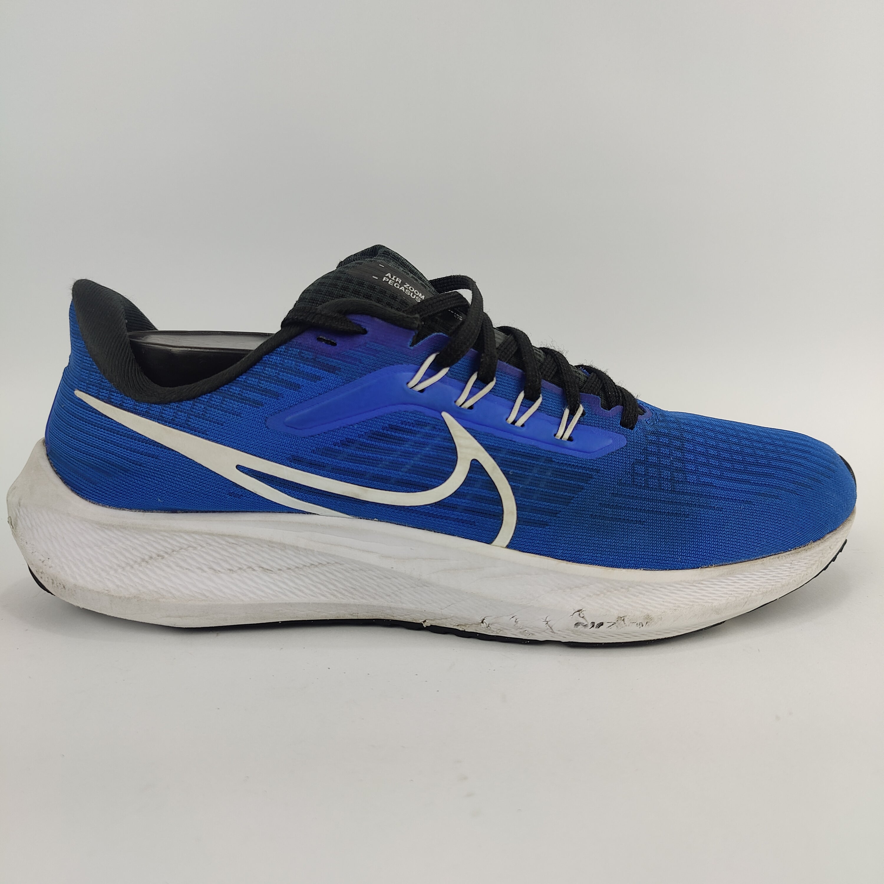 Nike Pegasus 39 (UK/PK 9) - 44 | Excellent