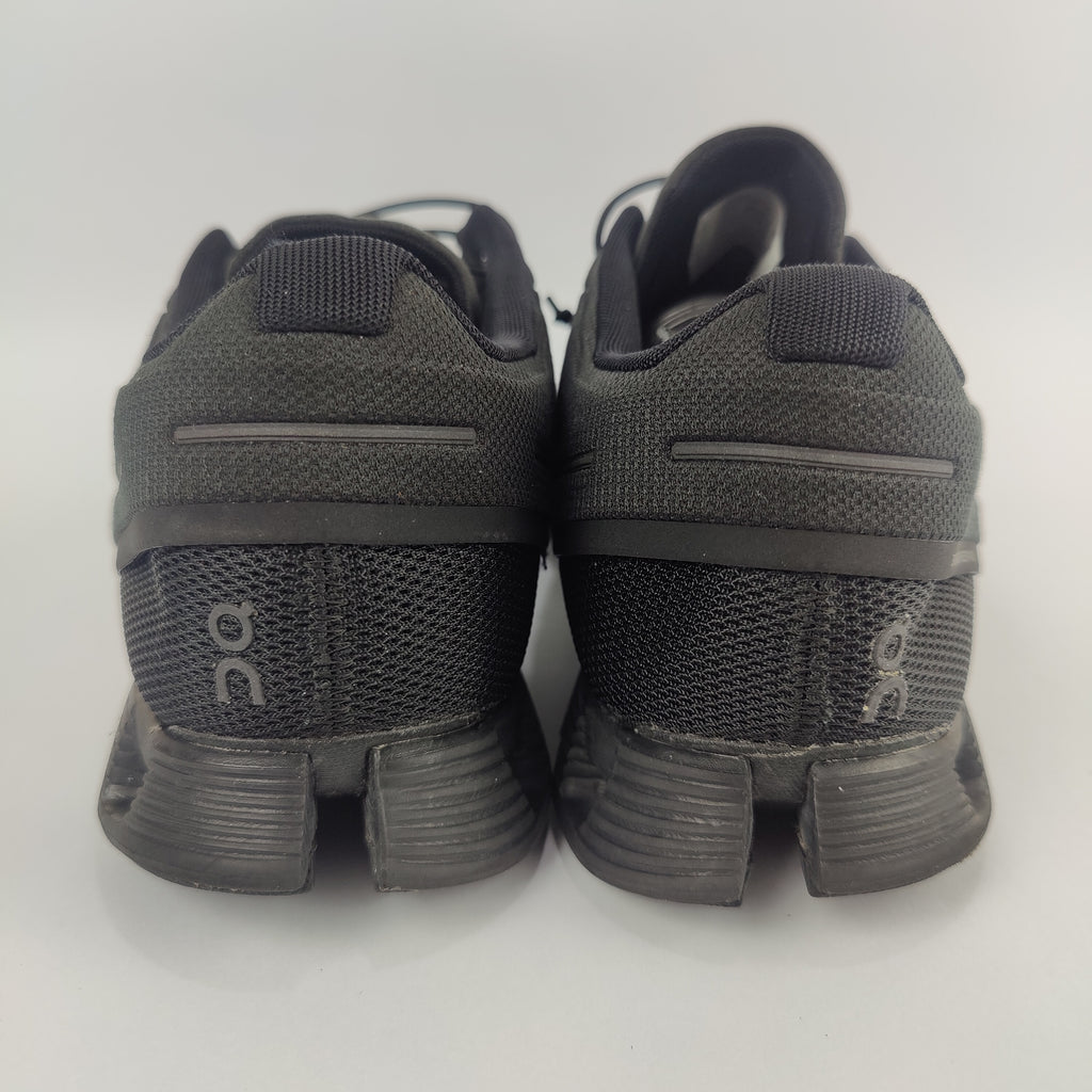 On Cloud 5 (UK/PK 10) - 44.5 | Excellent
