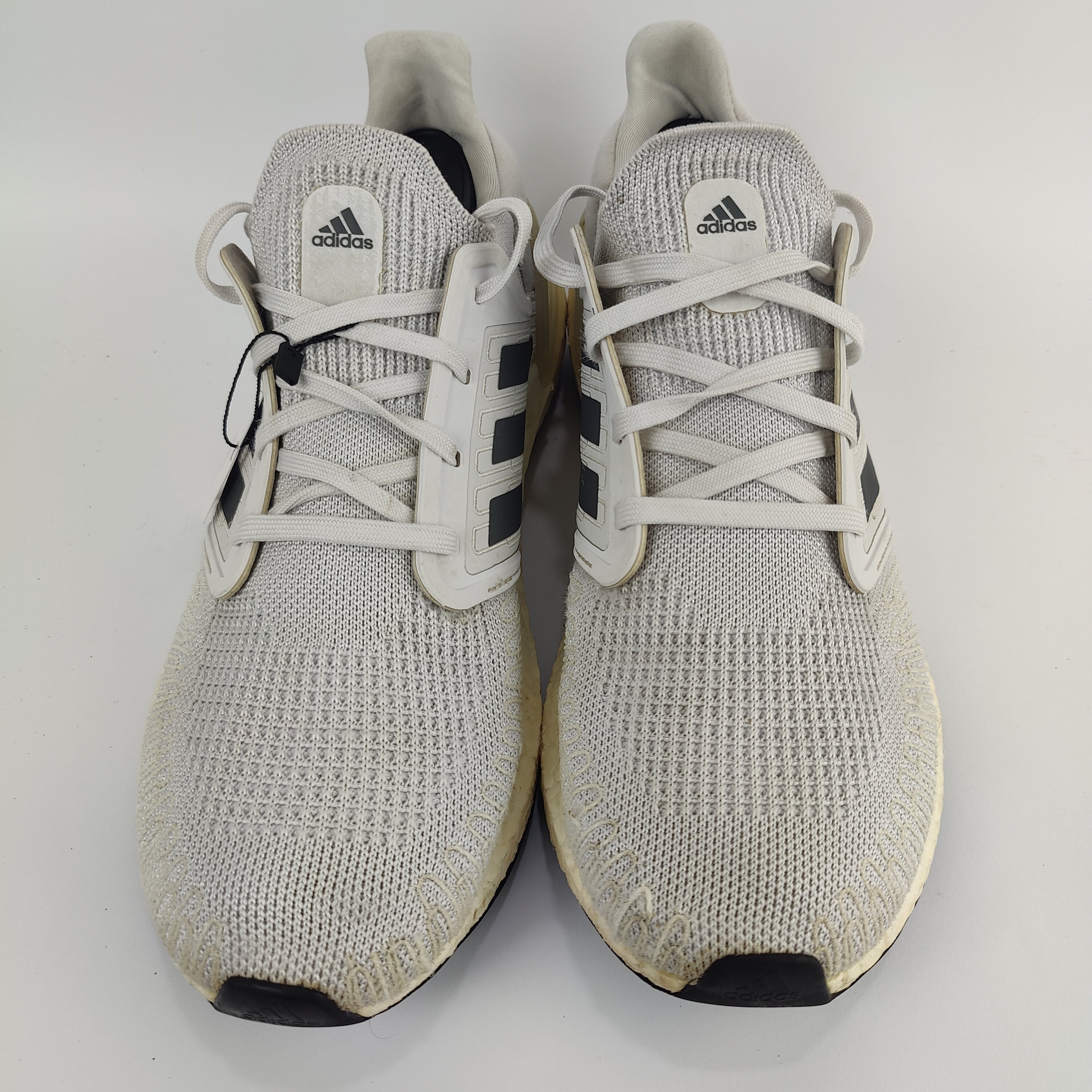 Adidas Ultraboost (UK/PK 9.5) - 44 | Prime