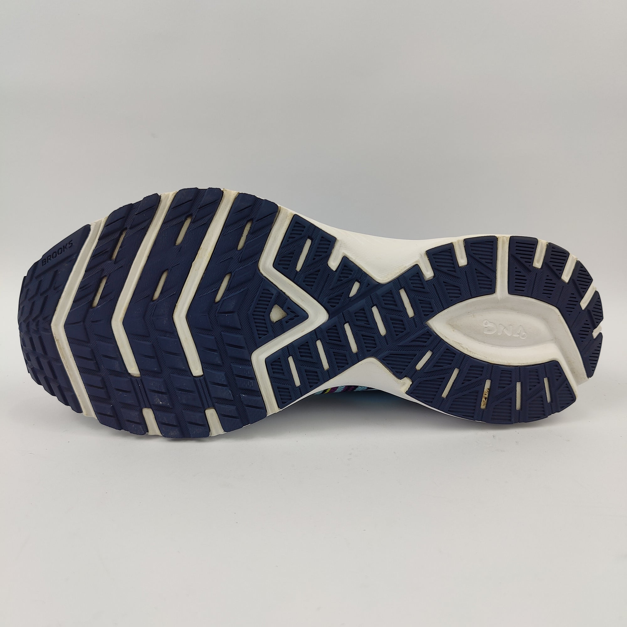 Brooks Launch 6 (UK/PK 6.5) - 40 | Excellent