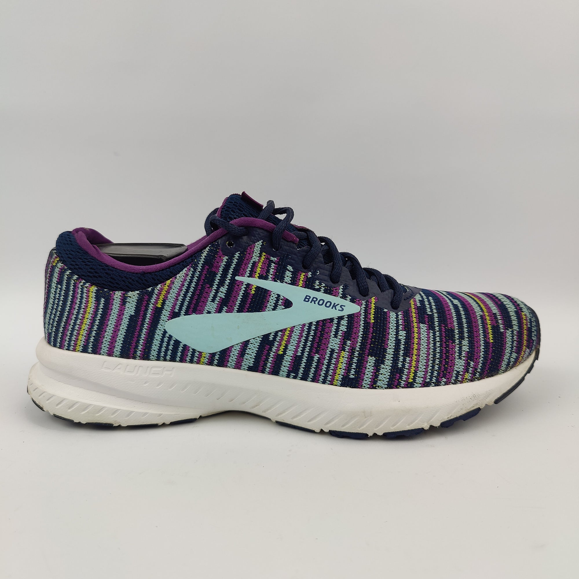 Brooks Launch 6 (UK/PK 6.5) - 40 | Excellent