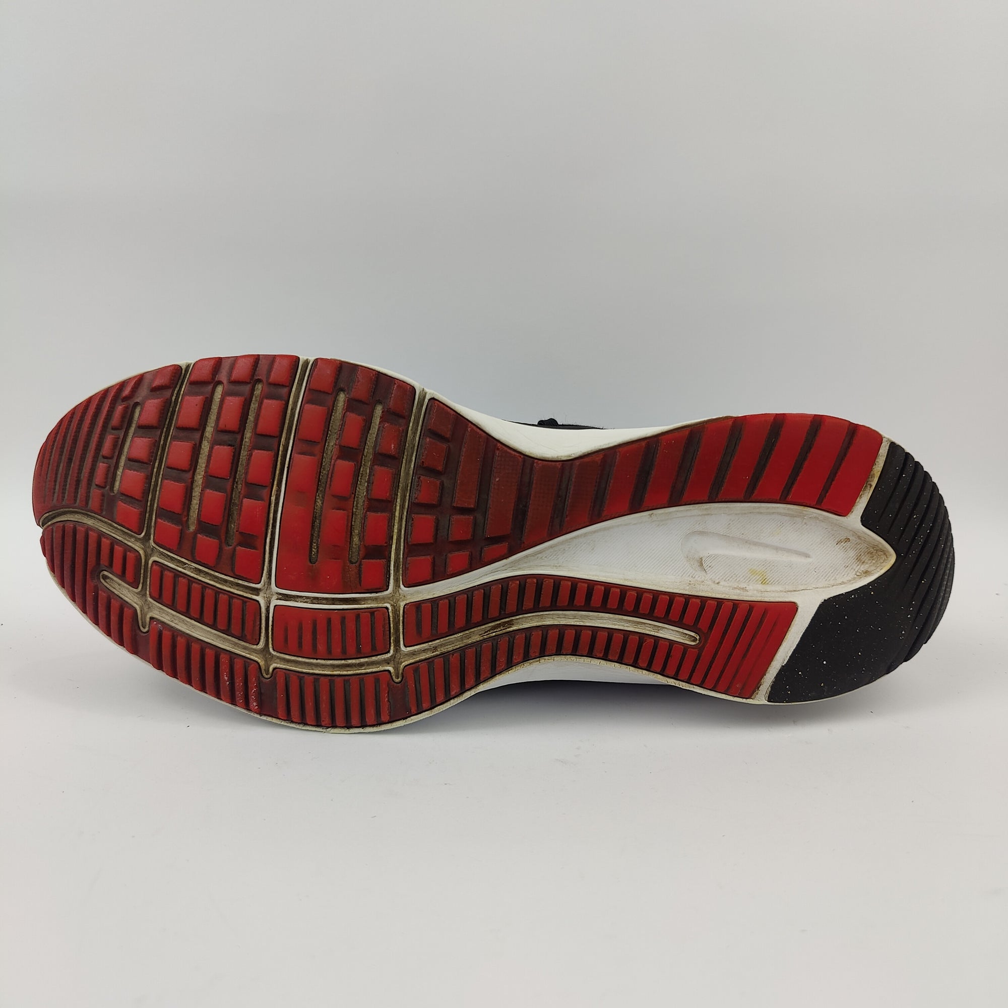 Nike Quest 3 (UK/PK 7) - 41 | Excellent