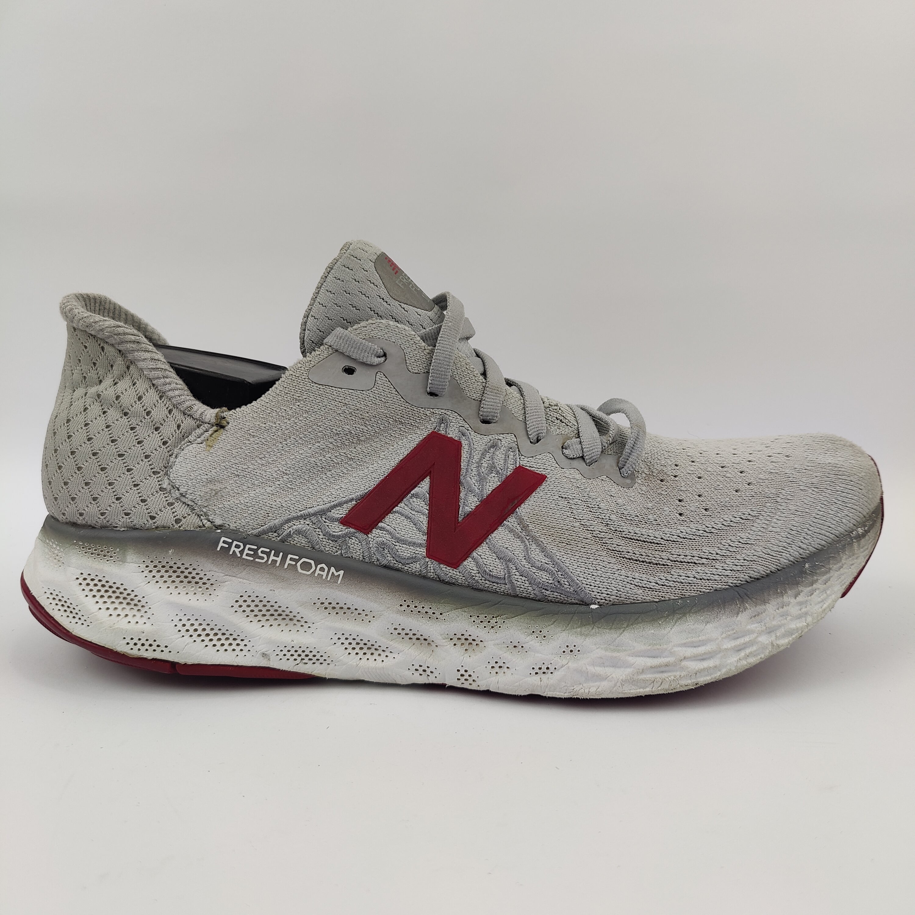 New Balance 1080v10 (UK/PK 10) - 44.5 | Excellent
