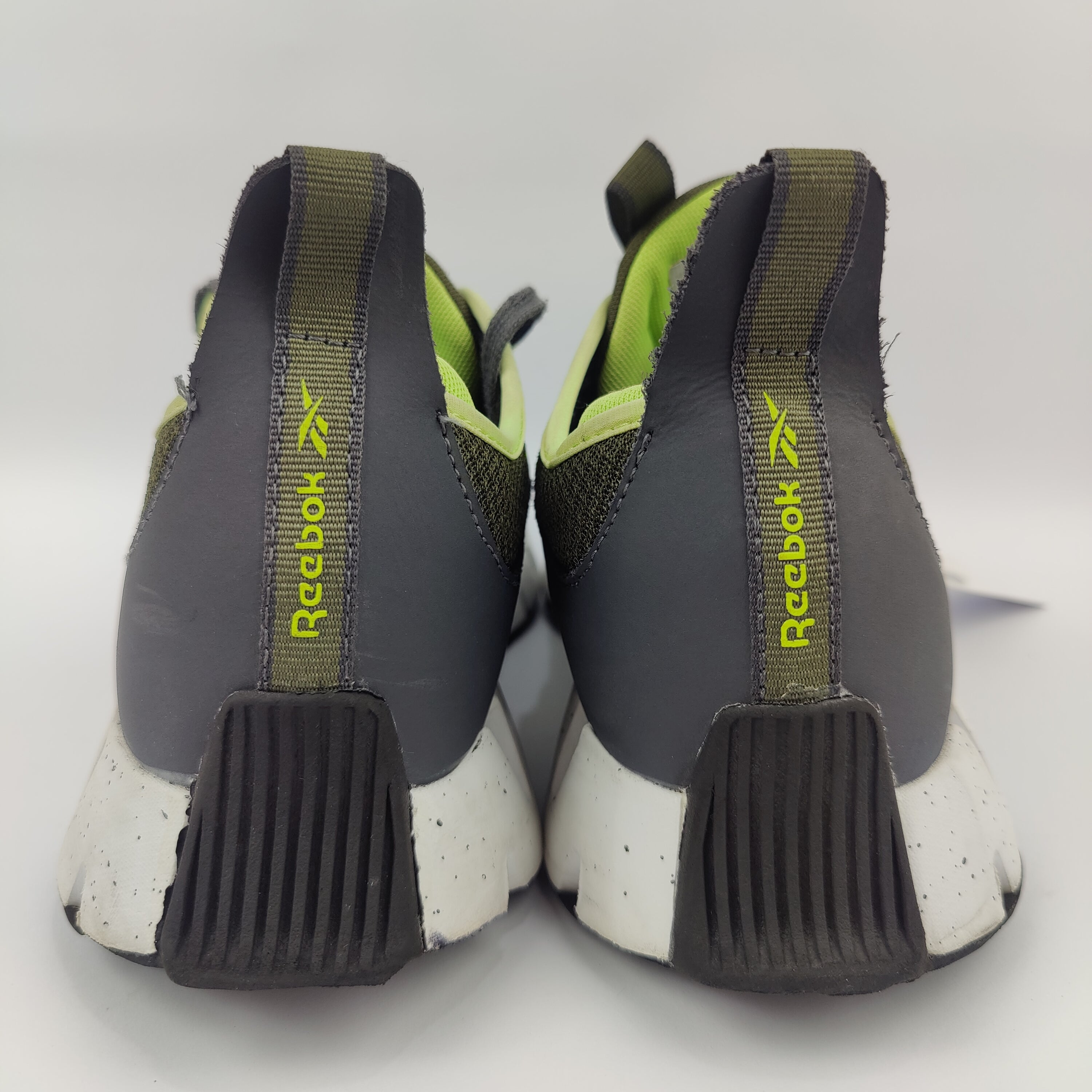 Reebok Zig Dynamica (UK/PK 8.5) - 42.5 | Prime