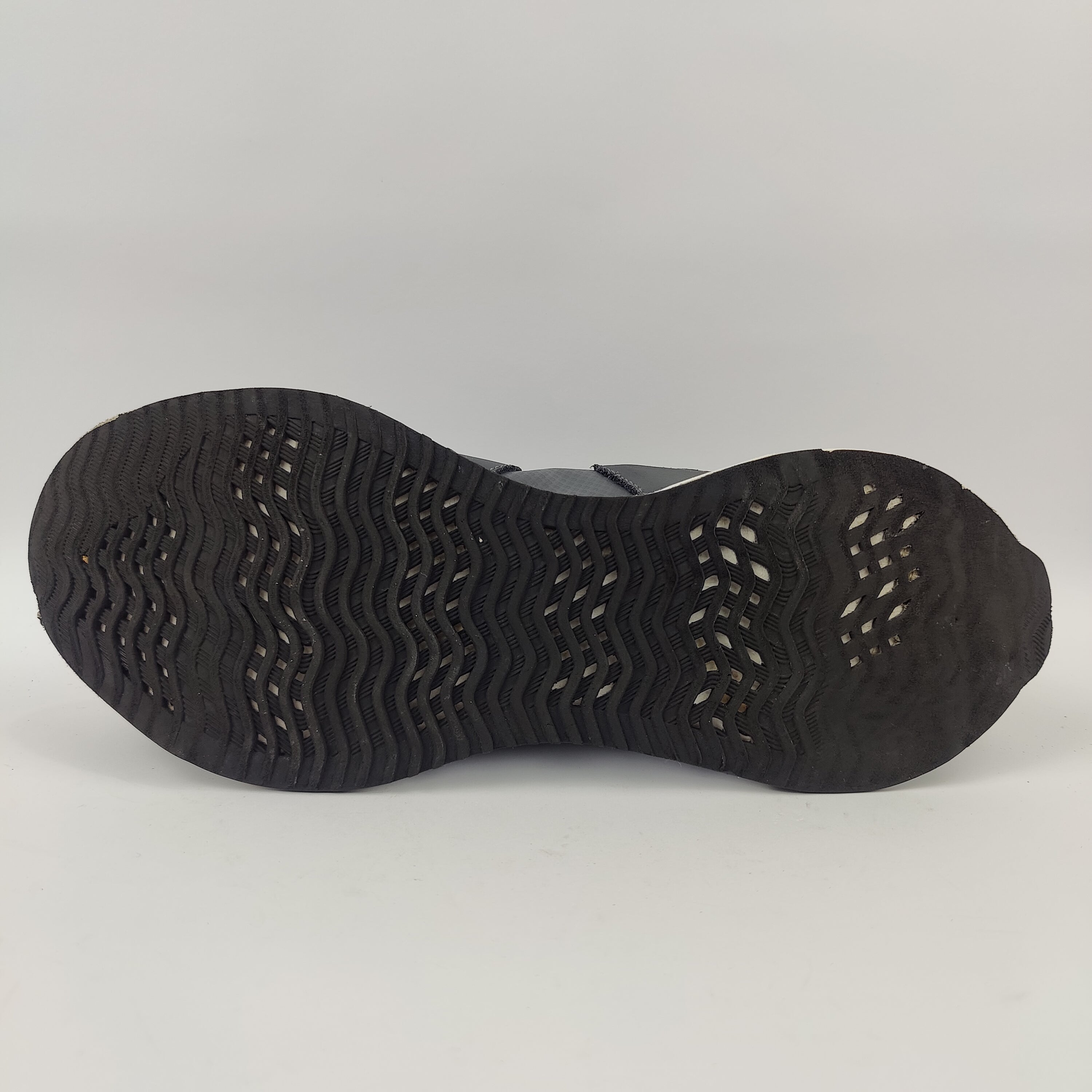 Reebok Zig Dynamica (UK/PK 8.5) - 42.5 | Prime
