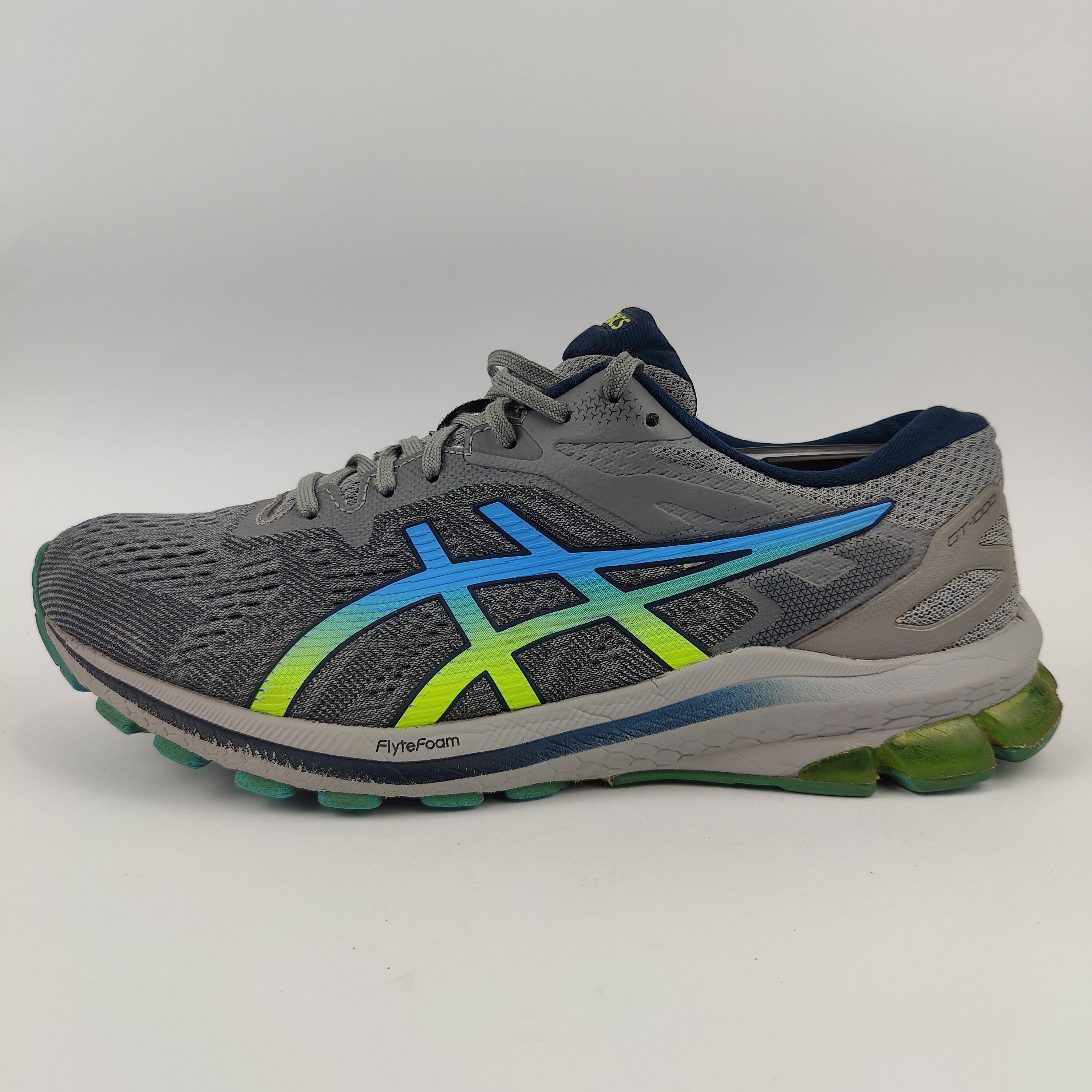 ASICS GT 1000 (UK/PK 9) - 44 | Excellent