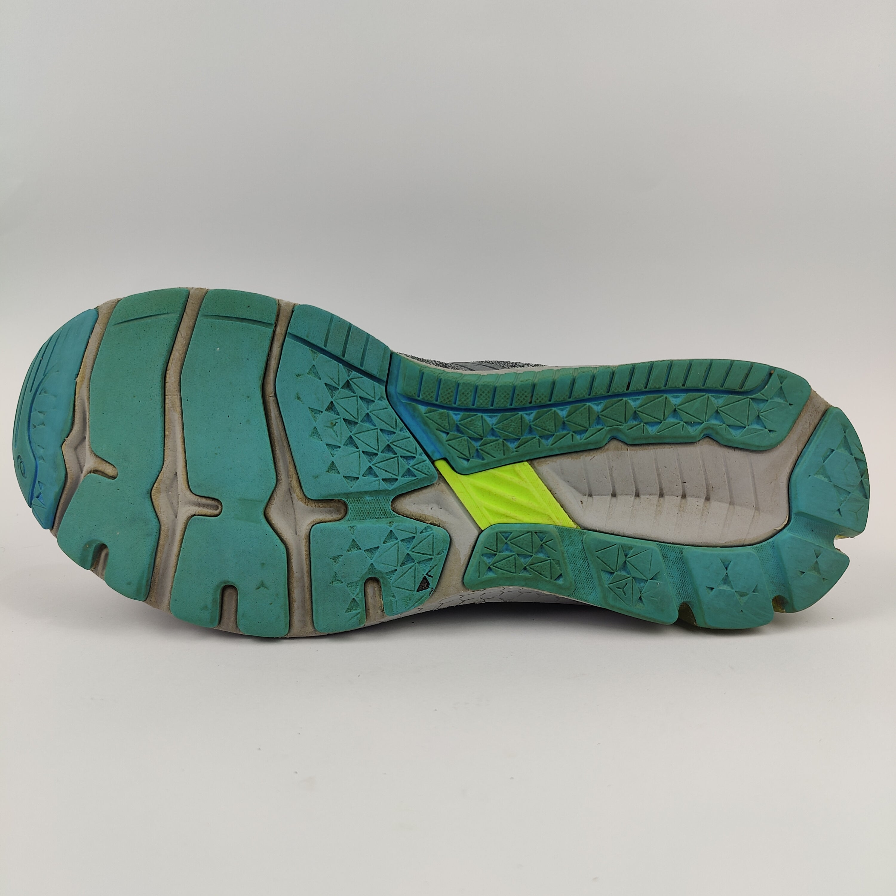 ASICS GT 1000 (UK/PK 9) - 44 | Excellent